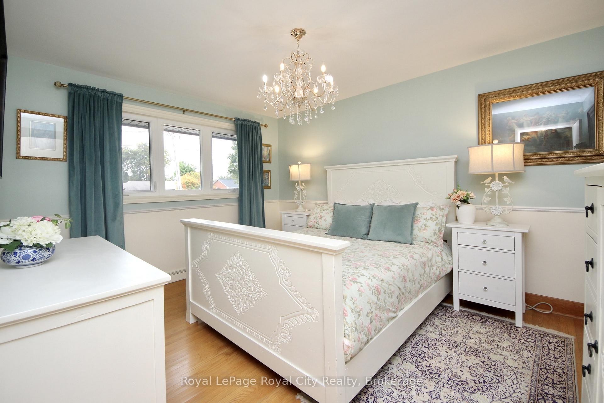 Photo 15 of 133 Westmount Road, Guelph, Exhibition Park — HOMEH