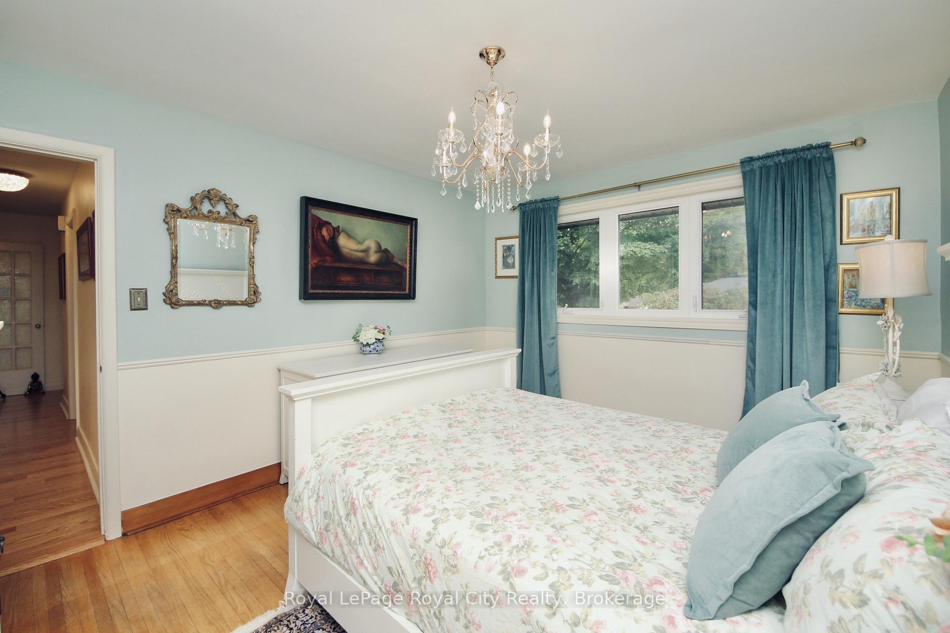 Photo 17 of 133 Westmount Road, Guelph, Exhibition Park — HOMEH