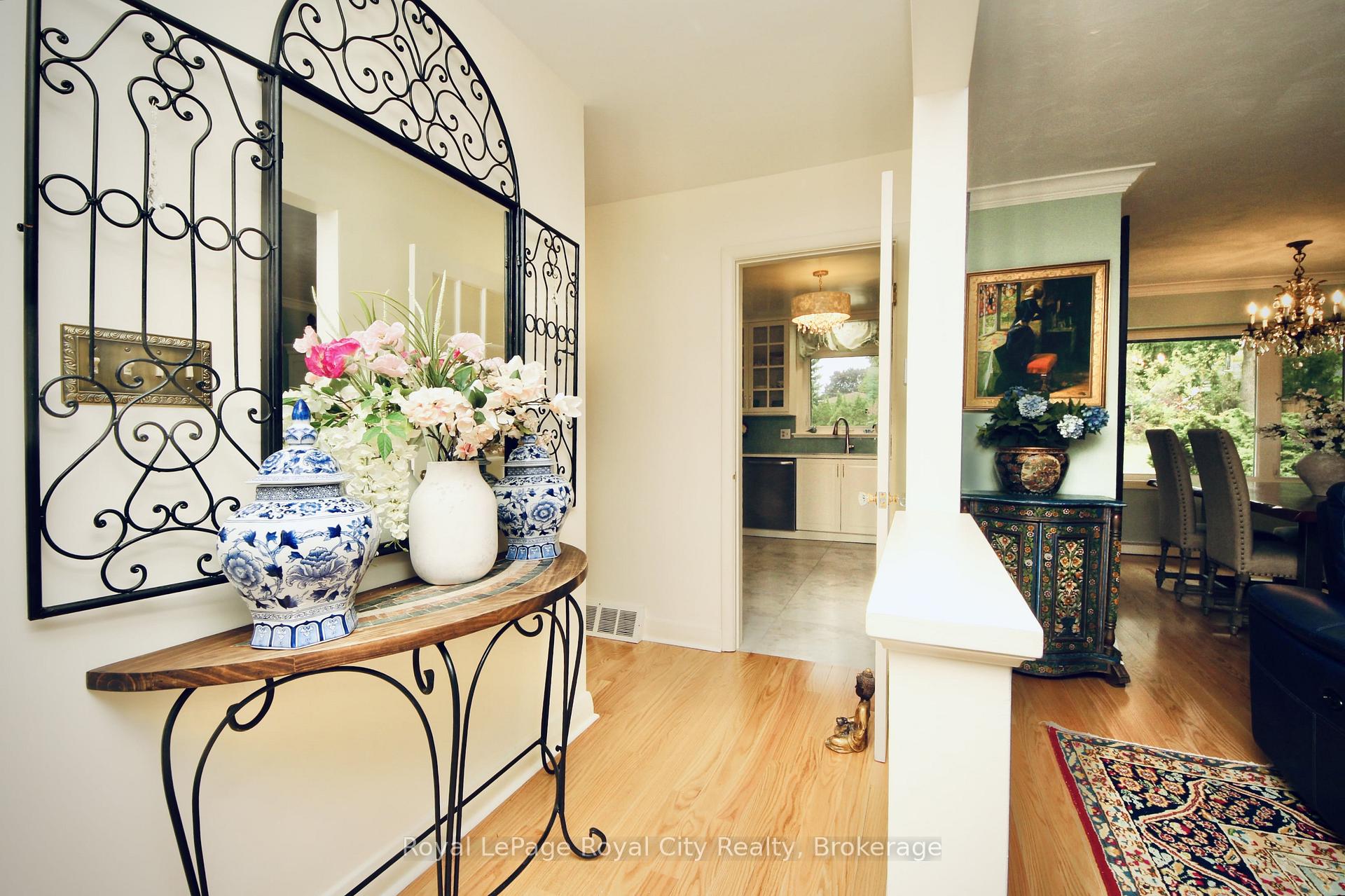Photo 22 of 133 Westmount Road, Guelph, Exhibition Park — HOMEH