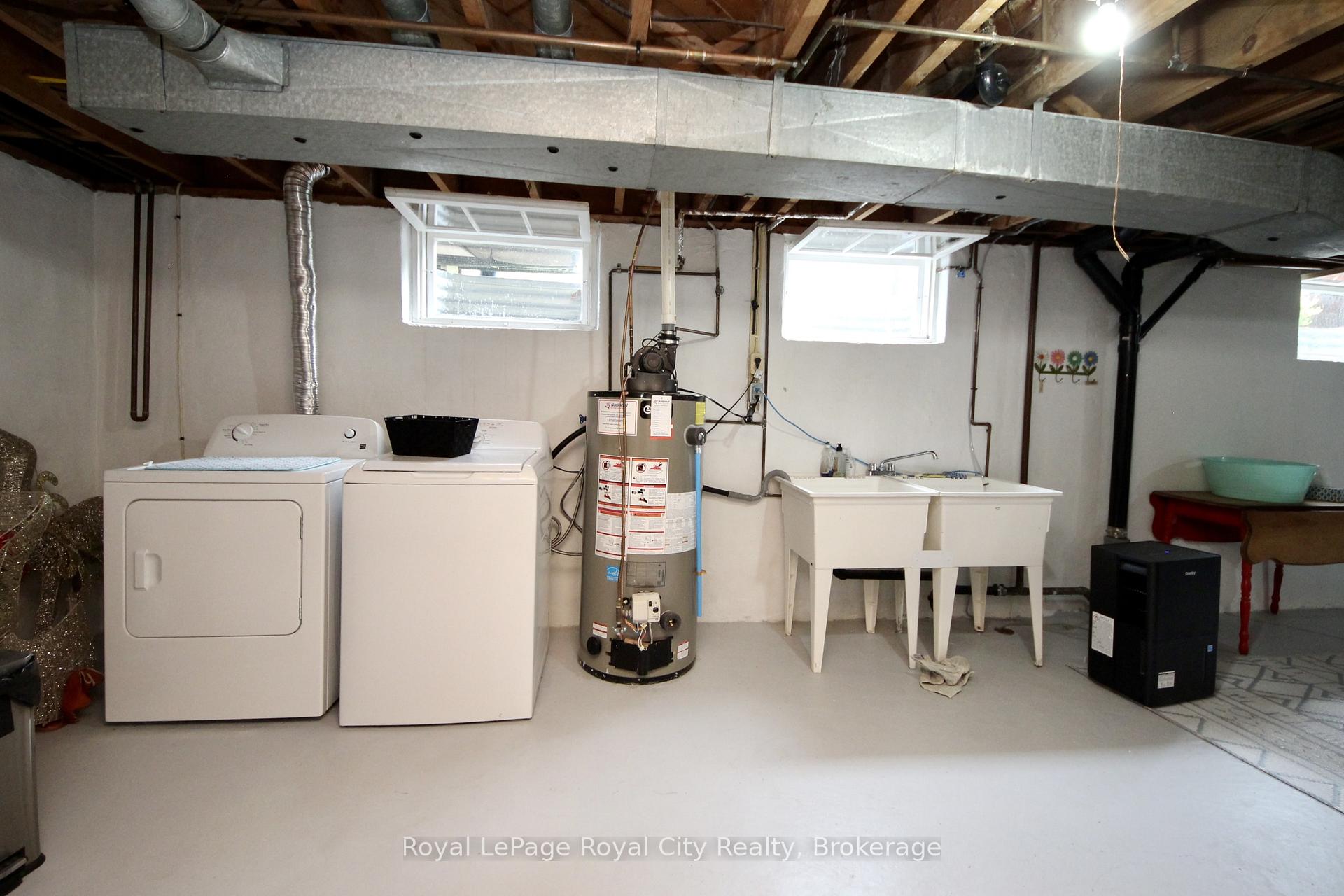 Photo 25 of 133 Westmount Road, Guelph, Exhibition Park — HOMEH