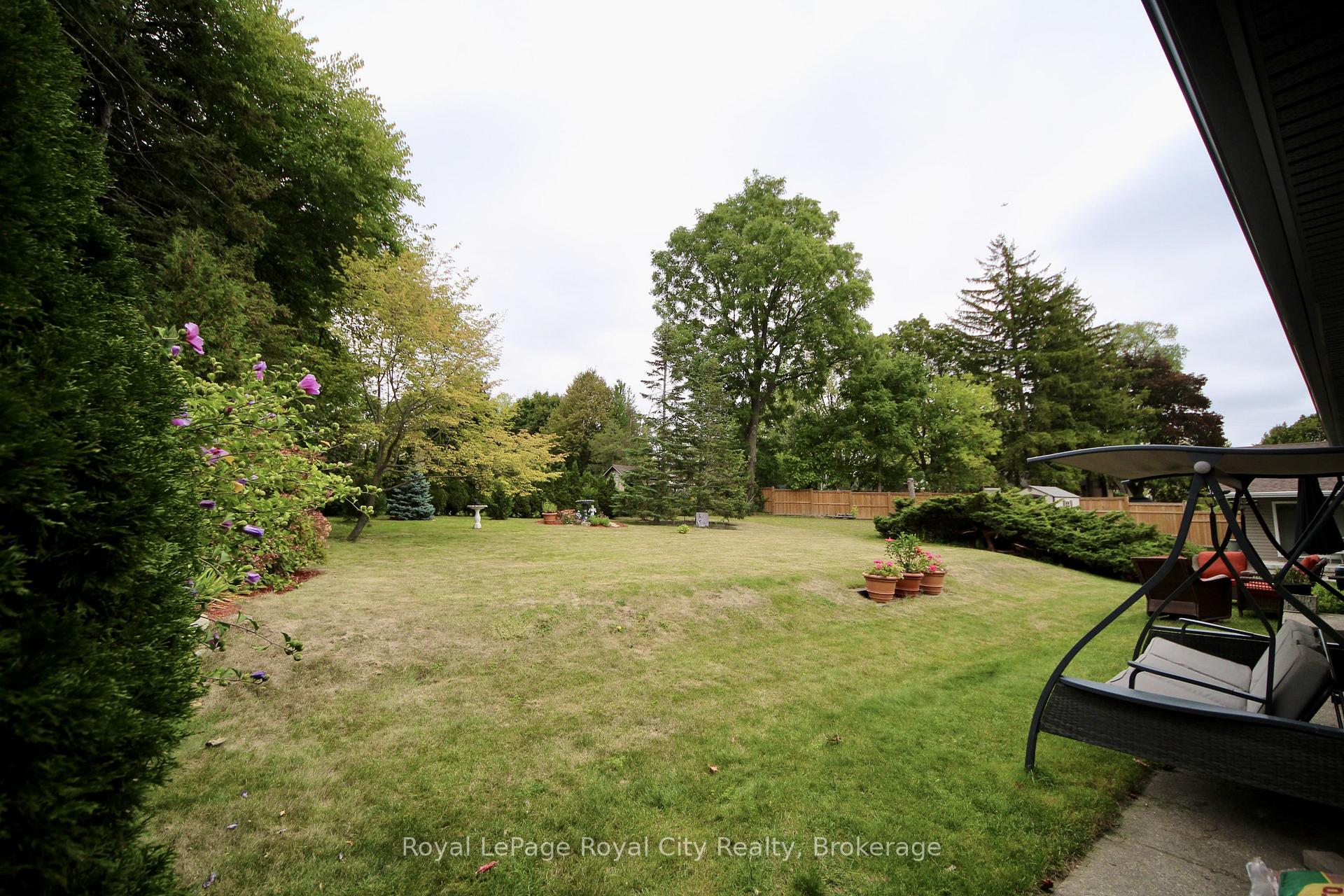 Photo 34 of 133 Westmount Road, Guelph, Exhibition Park — HOMEH