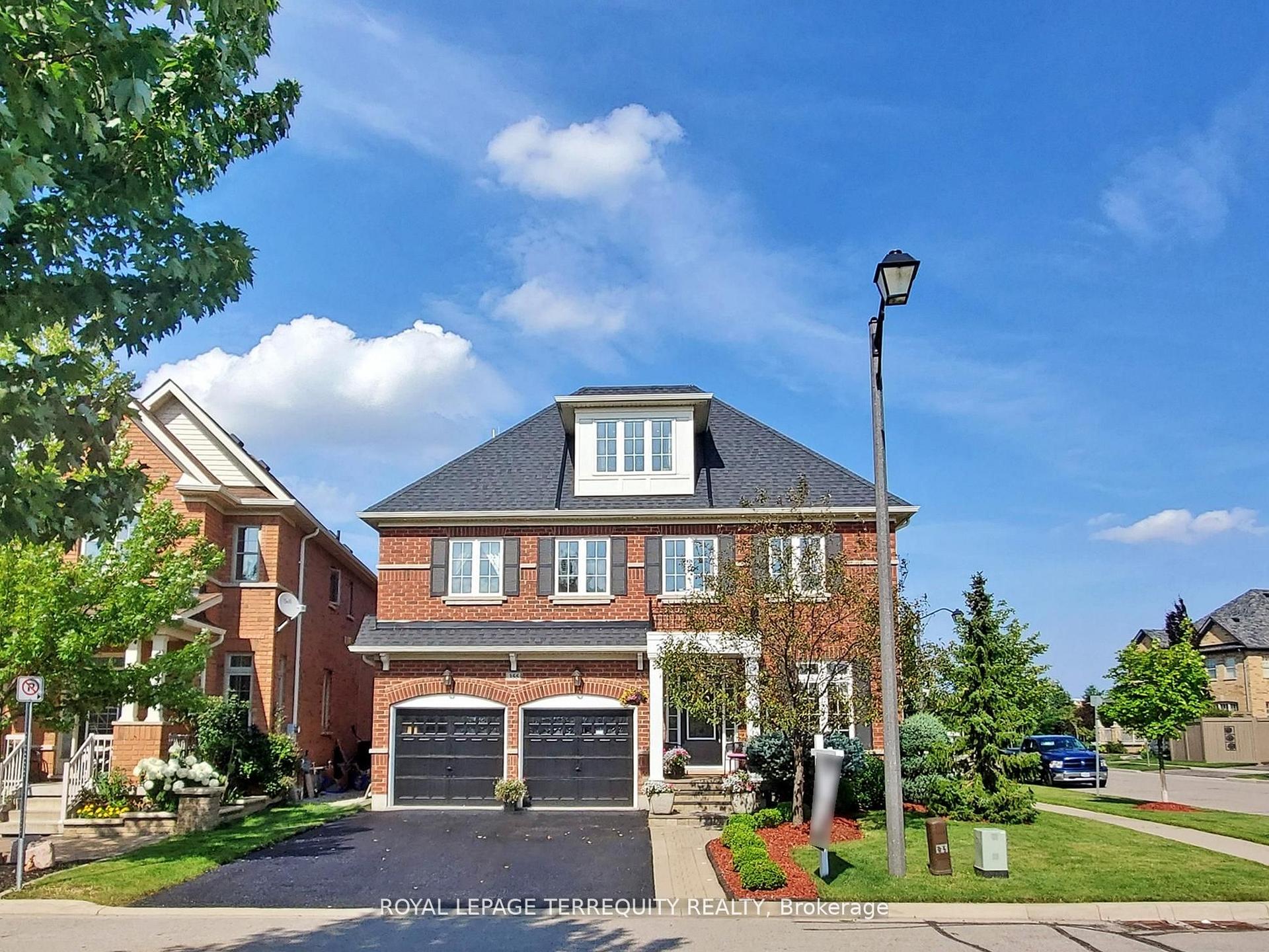 Photo 3 of 355 Giddings Crescent, Milton, Scott — HOMEH