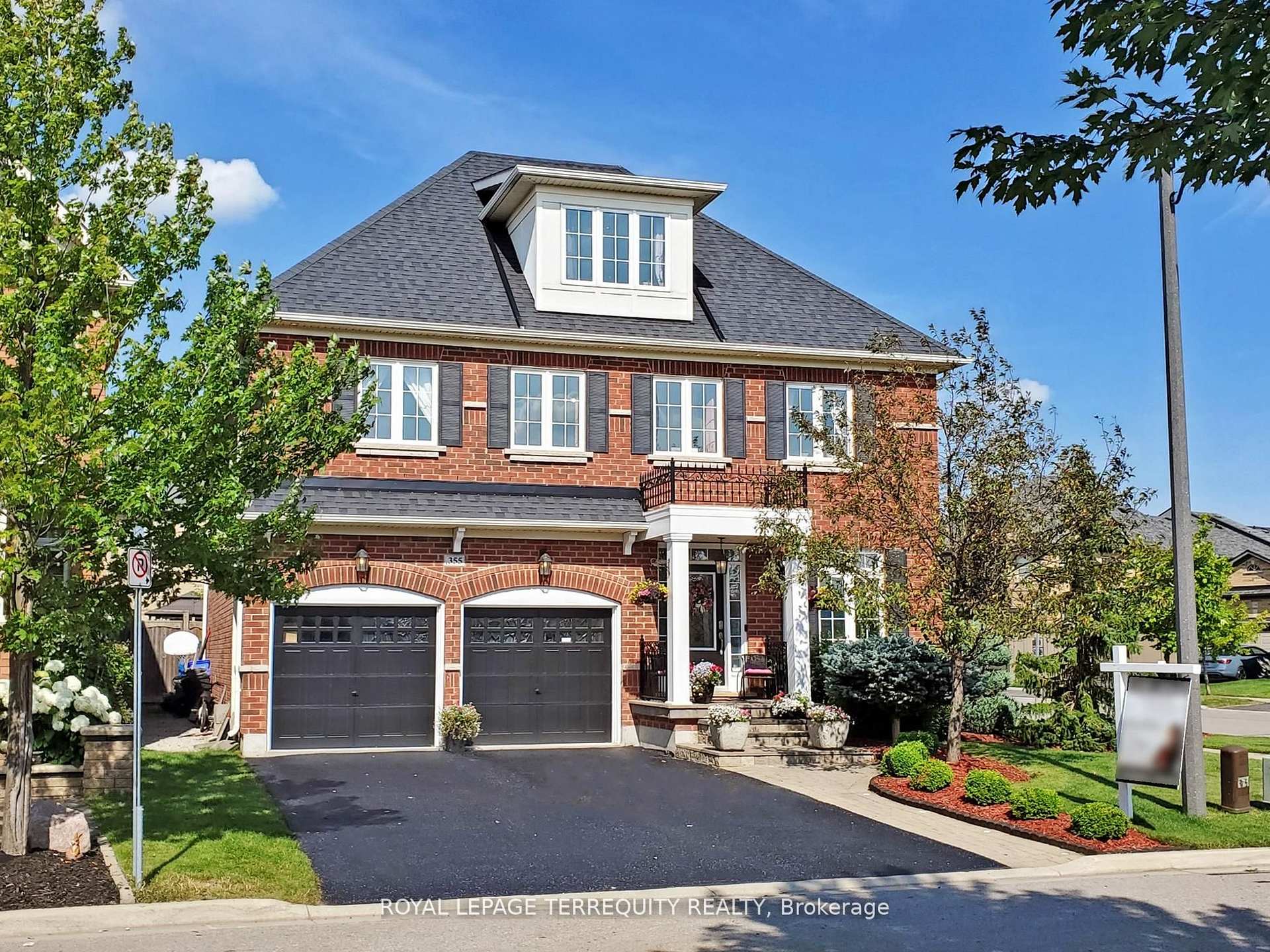 Photo 4 of 355 Giddings Crescent, Milton, Scott — HOMEH
