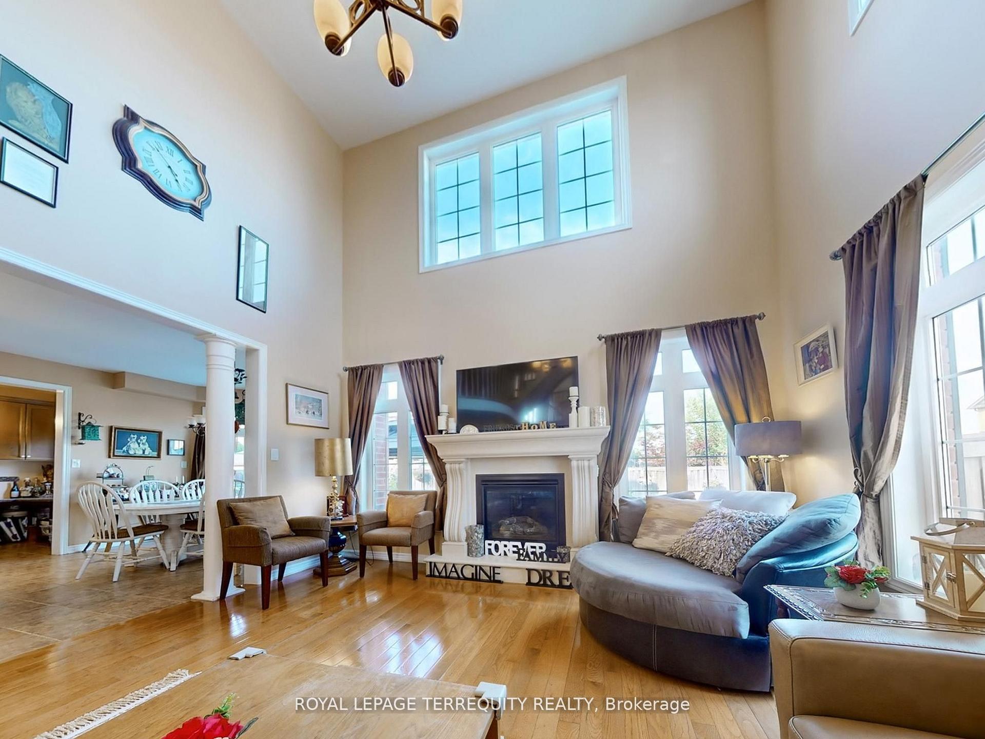 Photo 11 of 355 Giddings Crescent, Milton, Scott — HOMEH