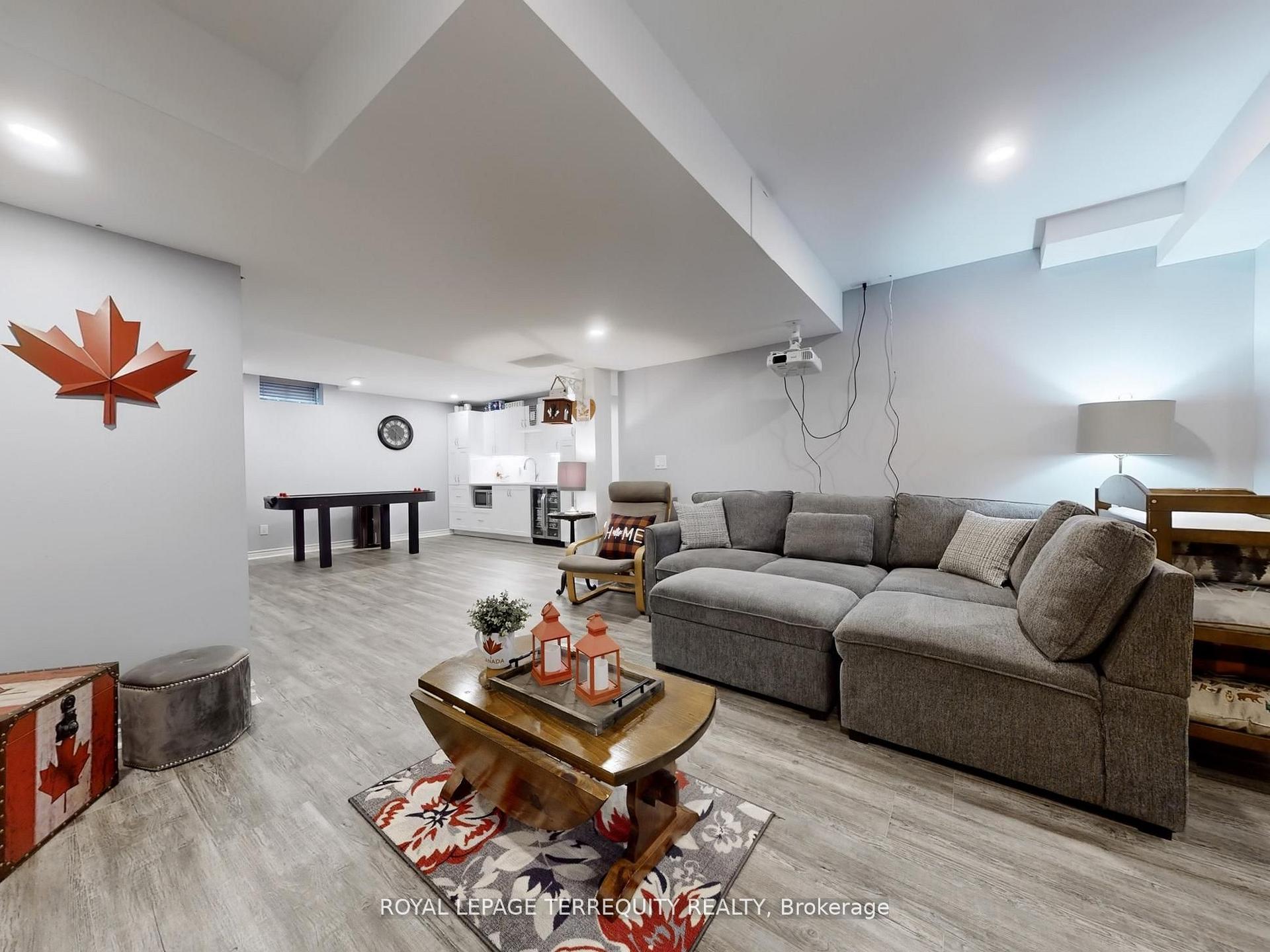 Photo 29 of 355 Giddings Crescent, Milton, Scott — HOMEH