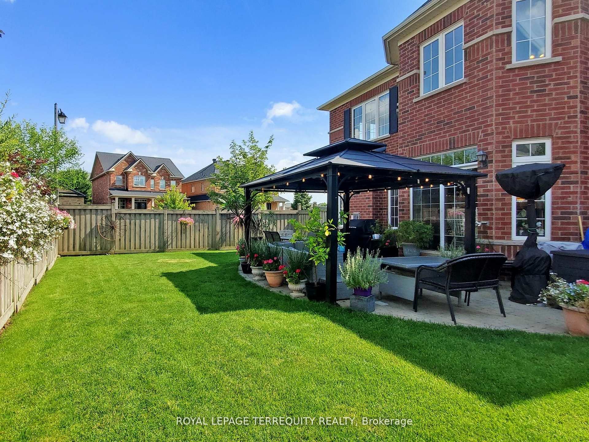 Photo 35 of 355 Giddings Crescent, Milton, Scott — HOMEH