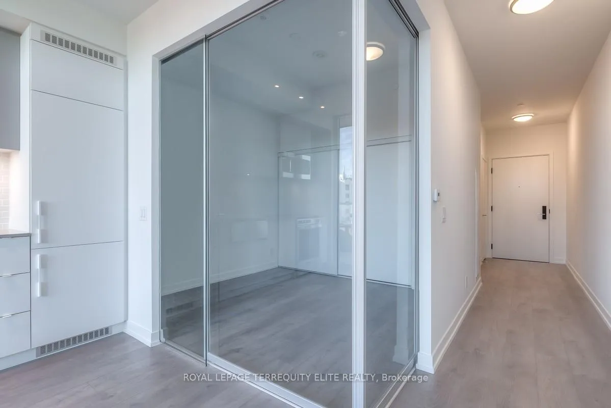 Photo 14 of Unit 425, 270 Dufferin Street, Toronto, South Parkdale — HOMEH