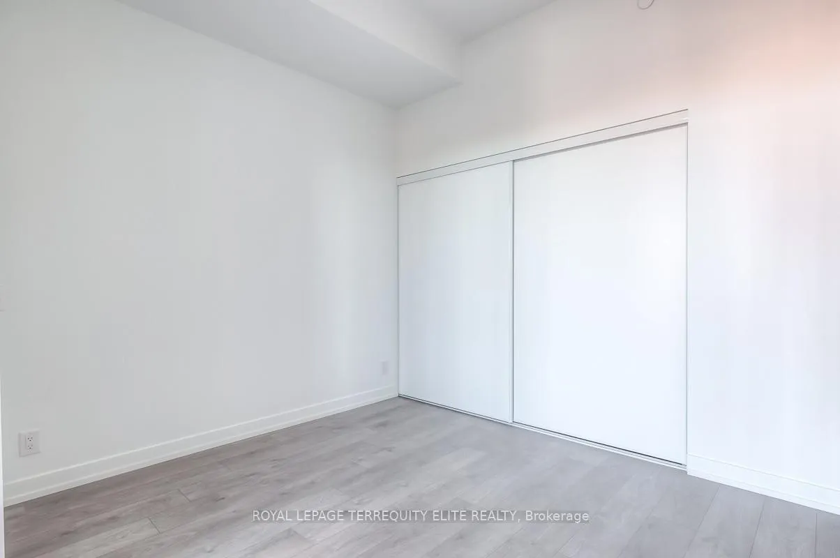 Photo 15 of Unit 425, 270 Dufferin Street, Toronto, South Parkdale — HOMEH