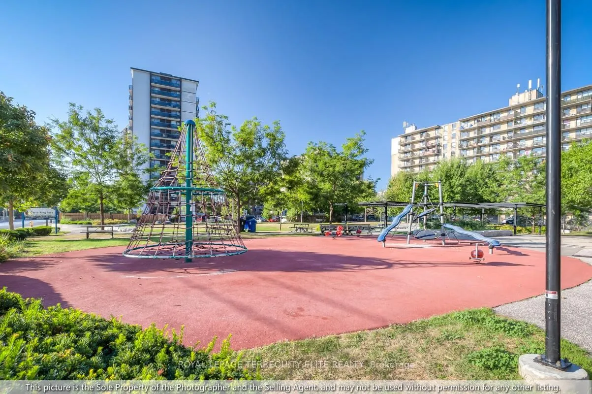Photo 25 of Unit 425, 270 Dufferin Street, Toronto, South Parkdale — HOMEH