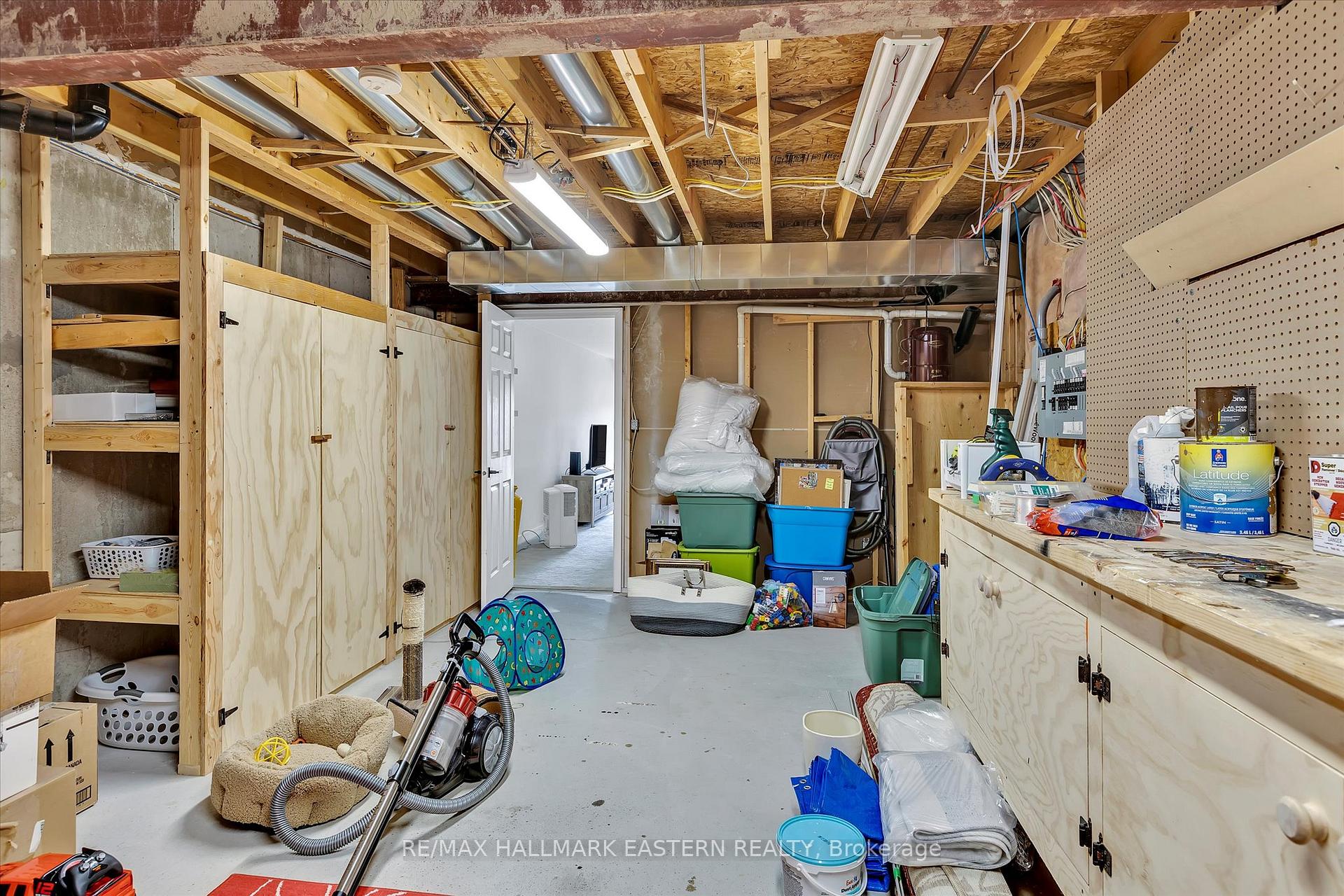 Photo 22 of 533 Garbutt Terrace, Peterborough, Northcrest Ward 5 — HOMEH
