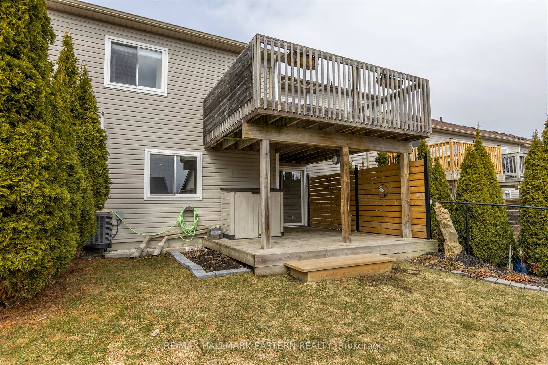 Photo 26 of 533 Garbutt Terrace, Peterborough, Northcrest Ward 5 — HOMEH