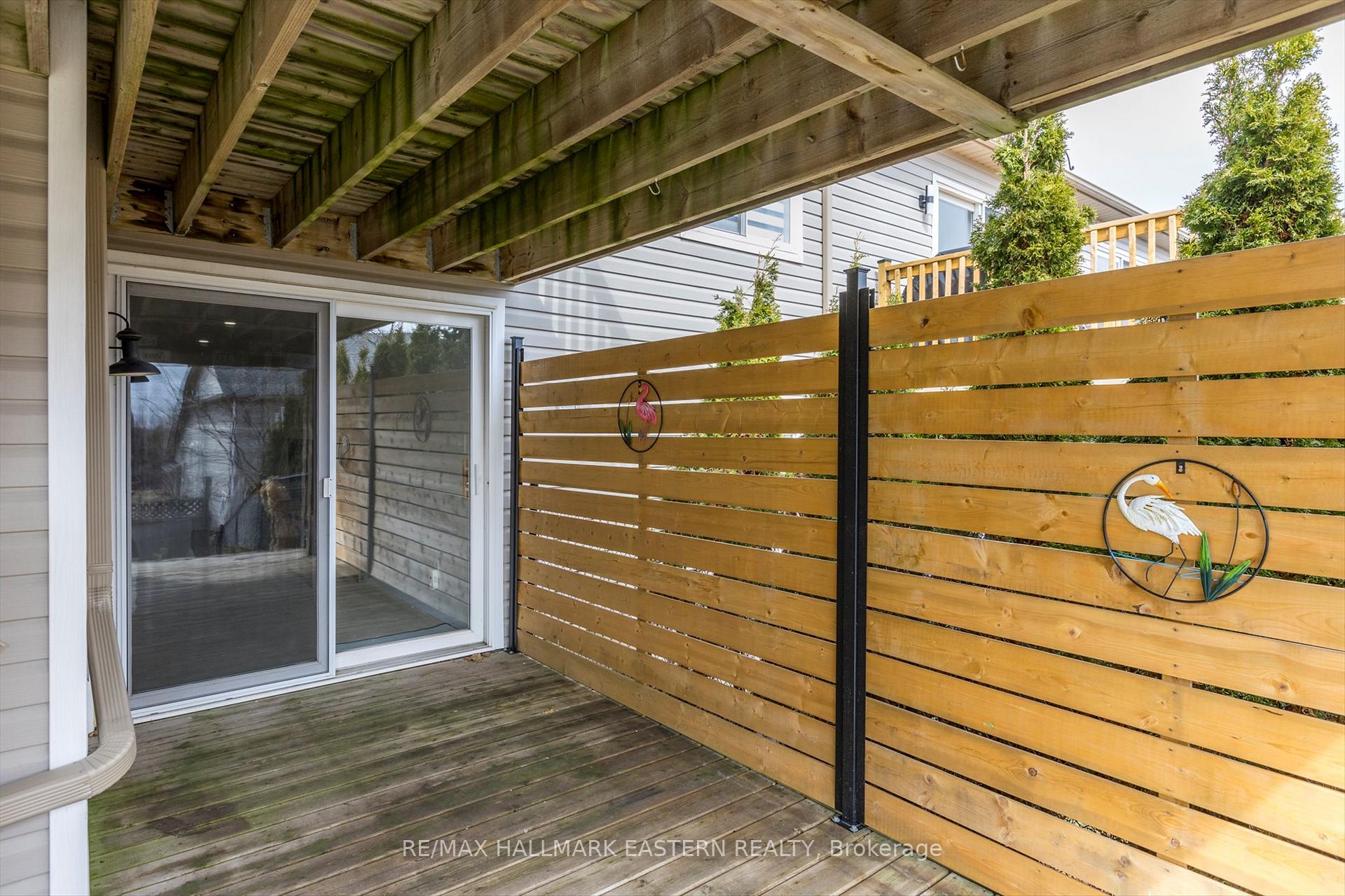 Photo 28 of 533 Garbutt Terrace, Peterborough, Northcrest Ward 5 — HOMEH