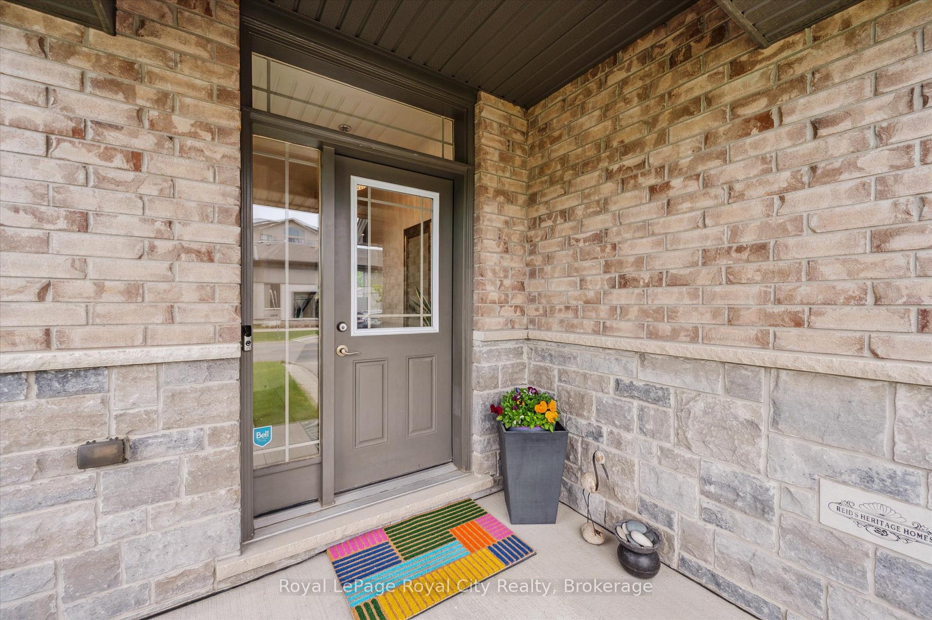 Photo 5 of 1 Samuel Drive, Guelph, Pineridge/Westminster Woods — HOMEH