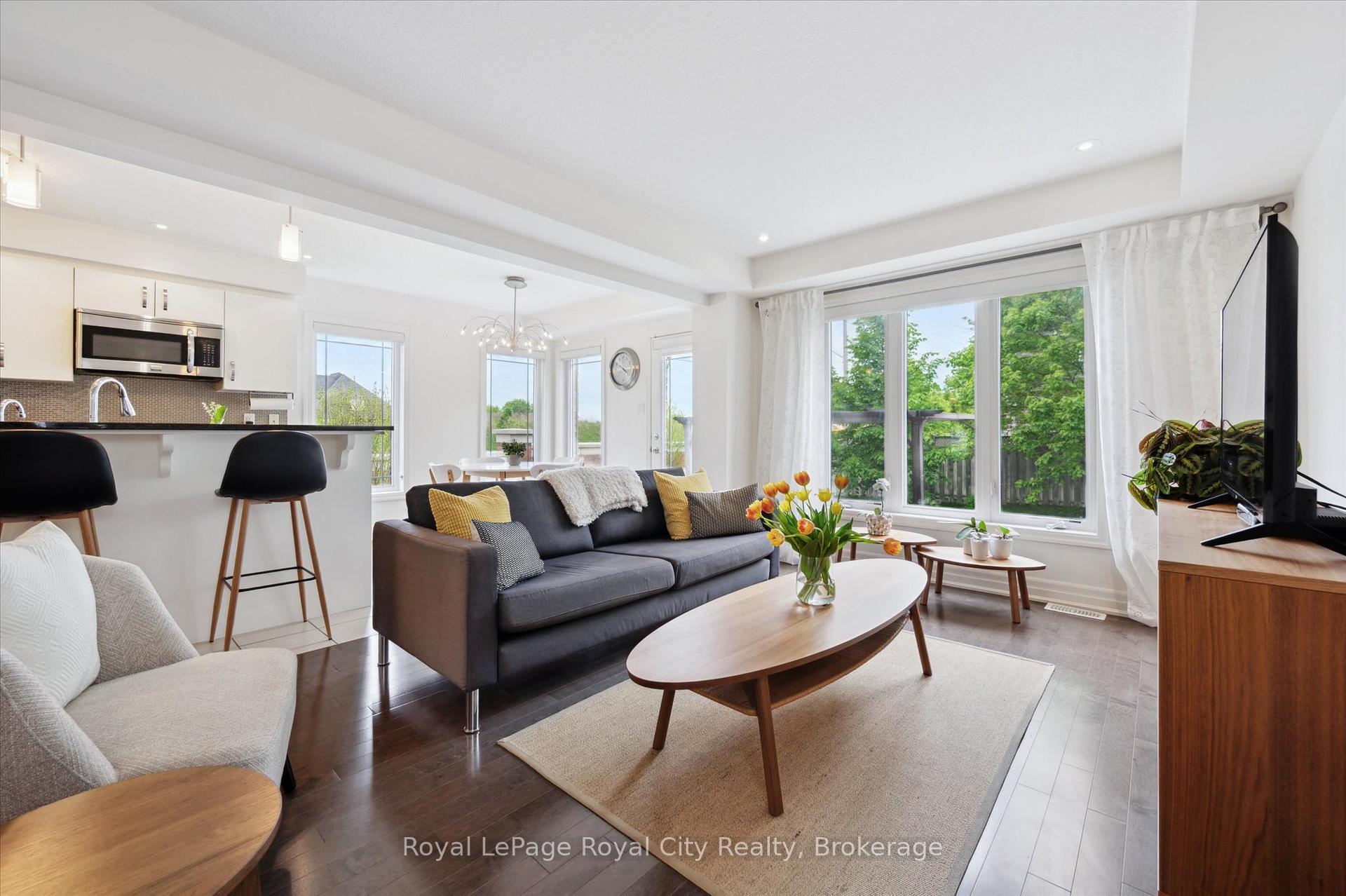 Photo 10 of 1 Samuel Drive, Guelph, Pineridge/Westminster Woods — HOMEH