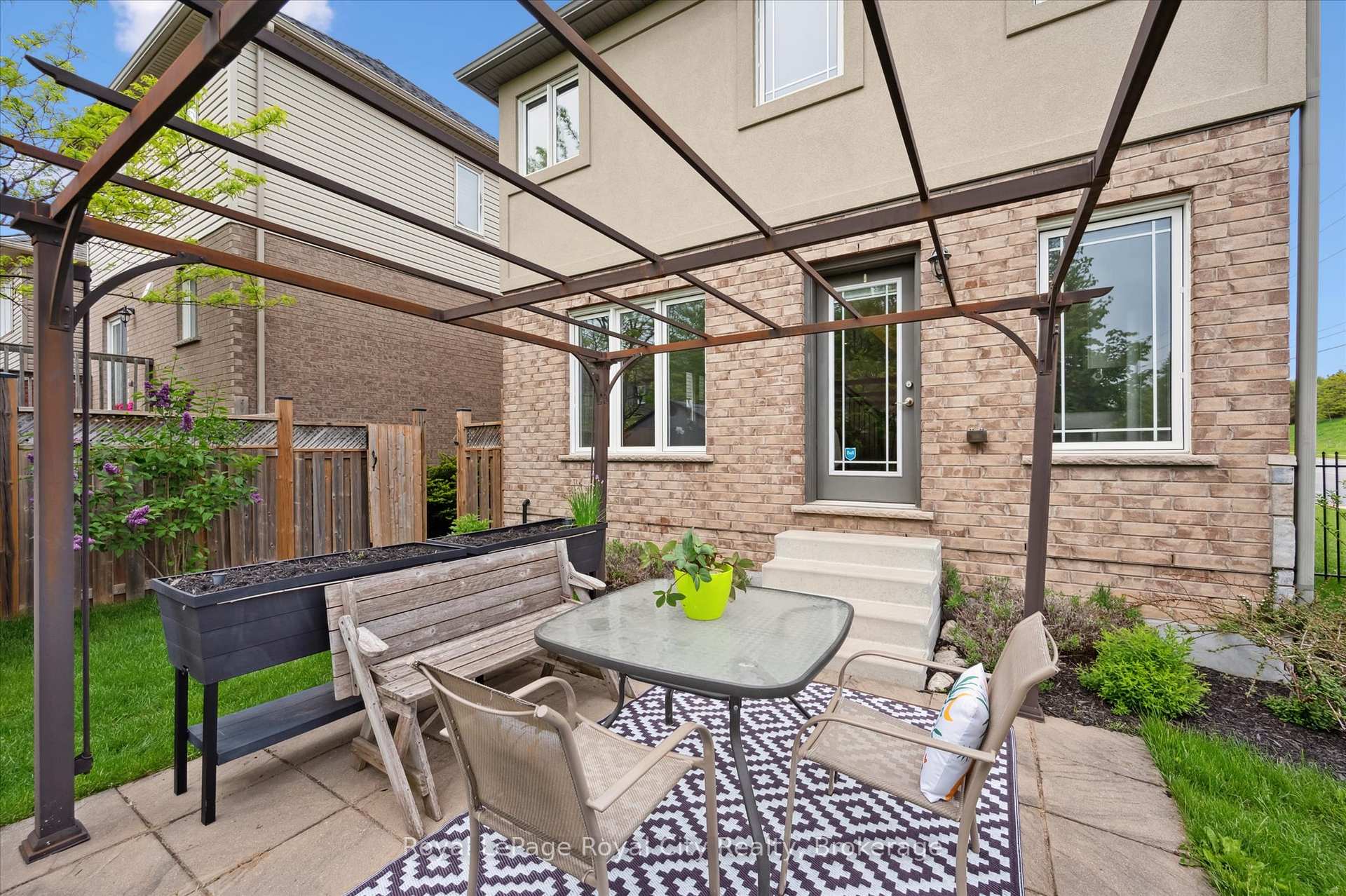 Photo 40 of 1 Samuel Drive, Guelph, Pineridge/Westminster Woods — HOMEH