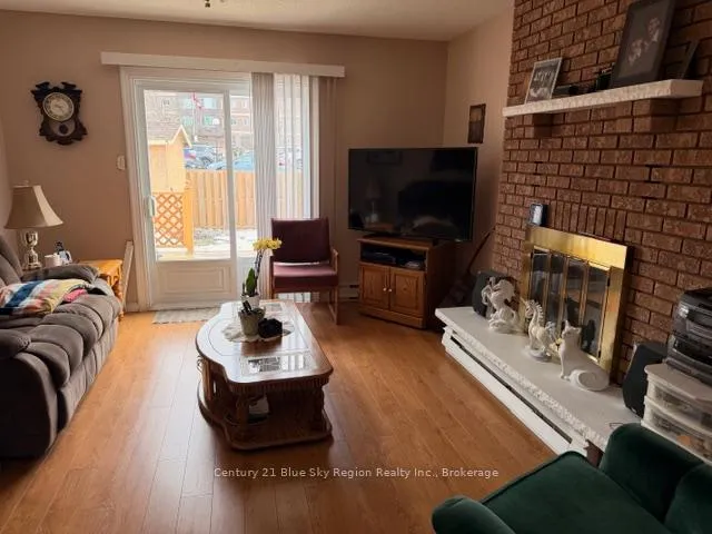 Photo 4 of 124 Blair Street, North Bay, Ferris — HOMEH