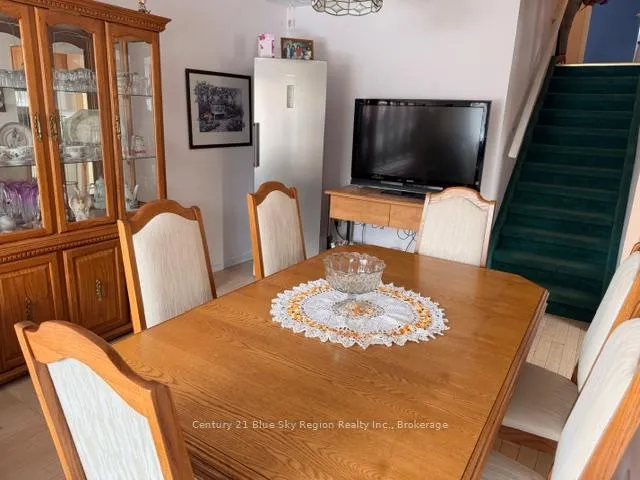 Photo 9 of 124 Blair Street, North Bay, Ferris — HOMEH