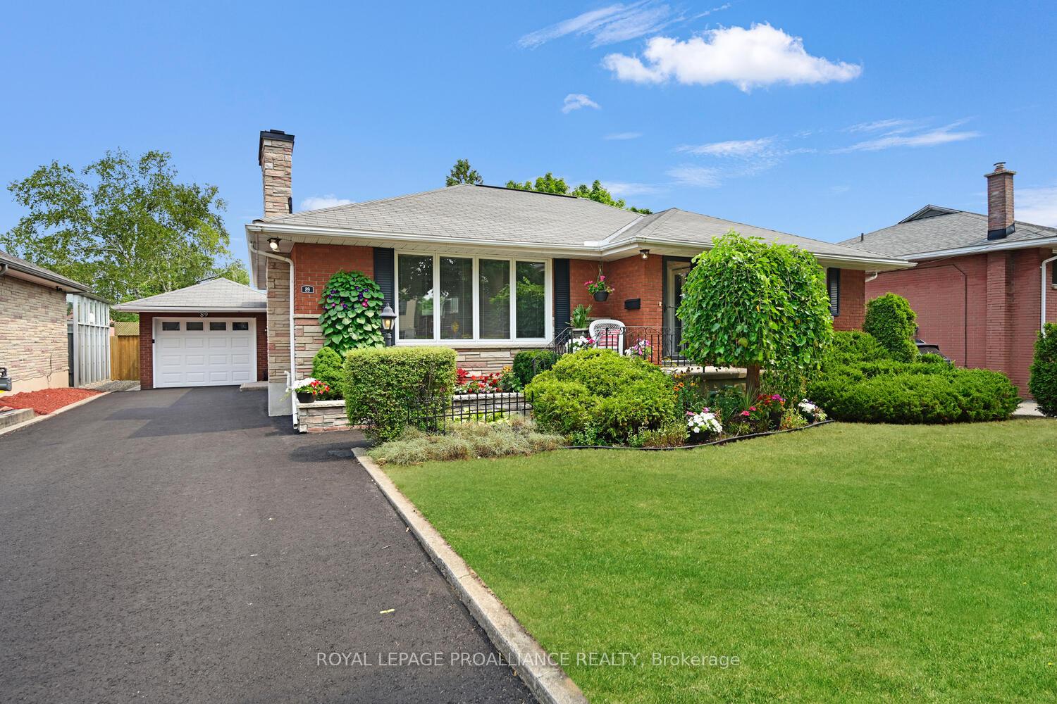 Front of 89 Stewart Boulevard