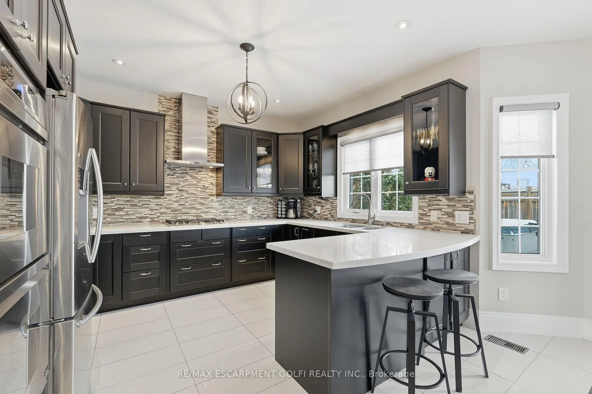 Photo 15 of 20 Vinegar Hill Street, Hamilton, Waterdown — HOMEH