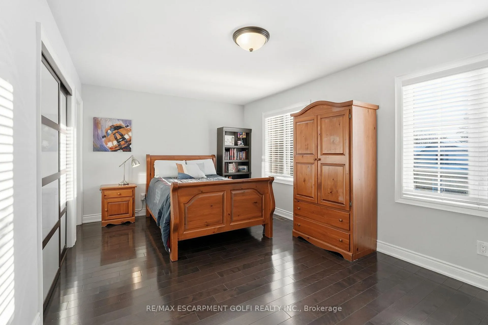 Photo 25 of 20 Vinegar Hill Street, Hamilton, Waterdown — HOMEH