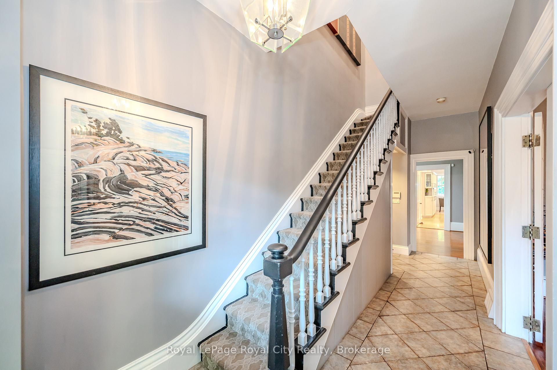 Photo 17 of 42 Liverpool Street, Guelph, Downtown — HOMEH