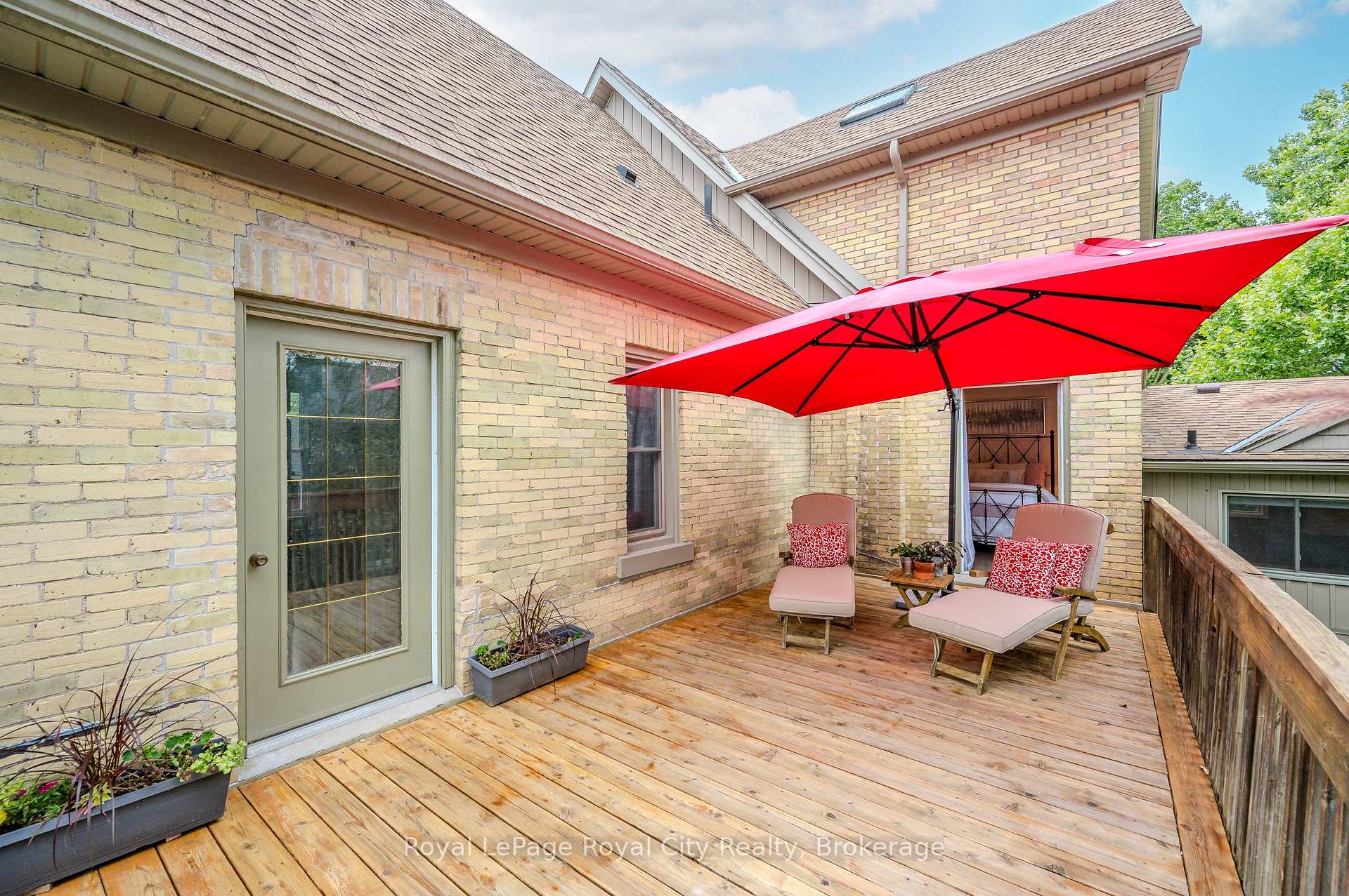 Photo 22 of 42 Liverpool Street, Guelph, Downtown — HOMEH