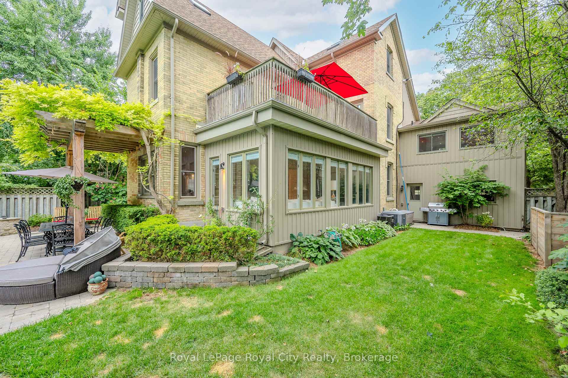 Photo 41 of 42 Liverpool Street, Guelph, Downtown — HOMEH
