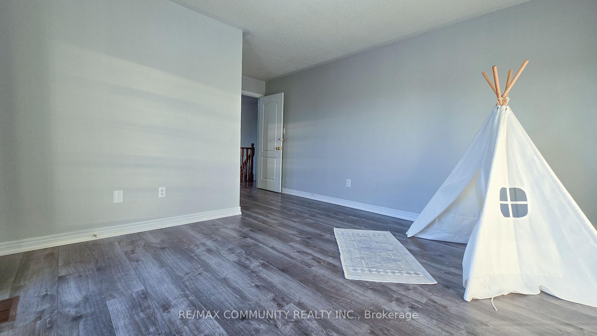 Photo 20 of 553 Hartley Boulevard, Milton, Clarke — HOMEH