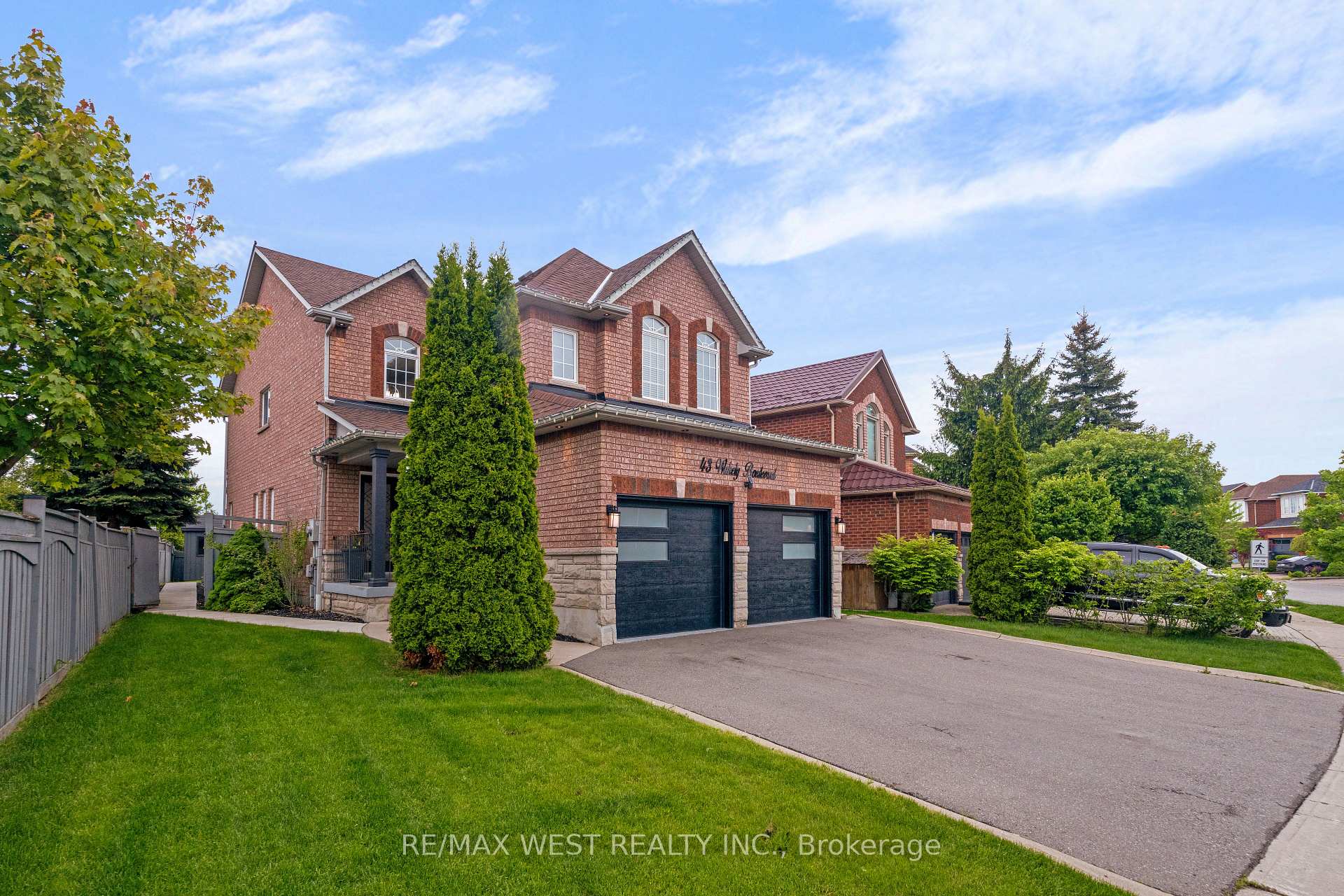 Photo 7 of 43 Wakely Boulevard, Caledon, Bolton West — HOMEH