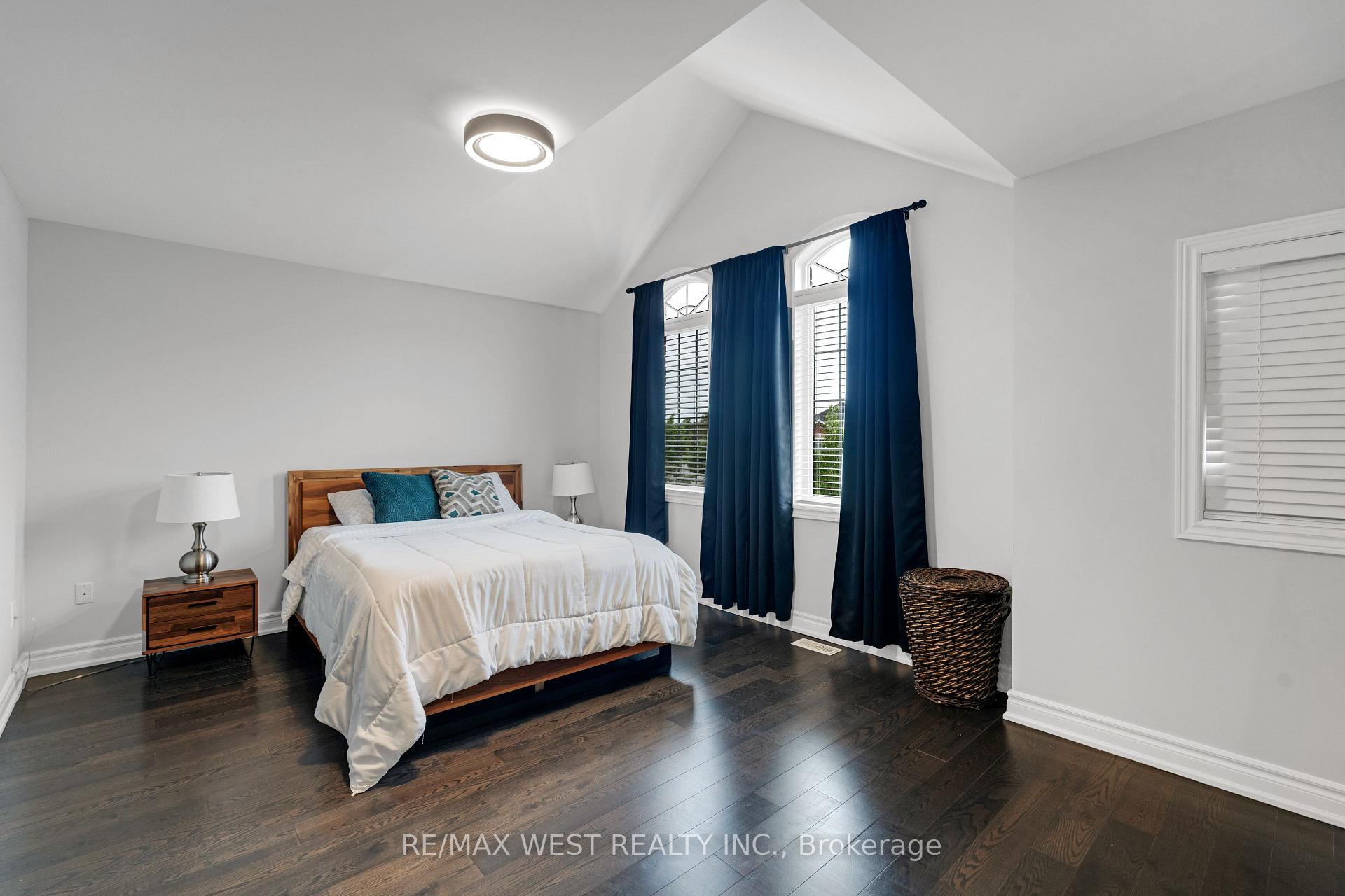 Photo 38 of 43 Wakely Boulevard, Caledon, Bolton West — HOMEH