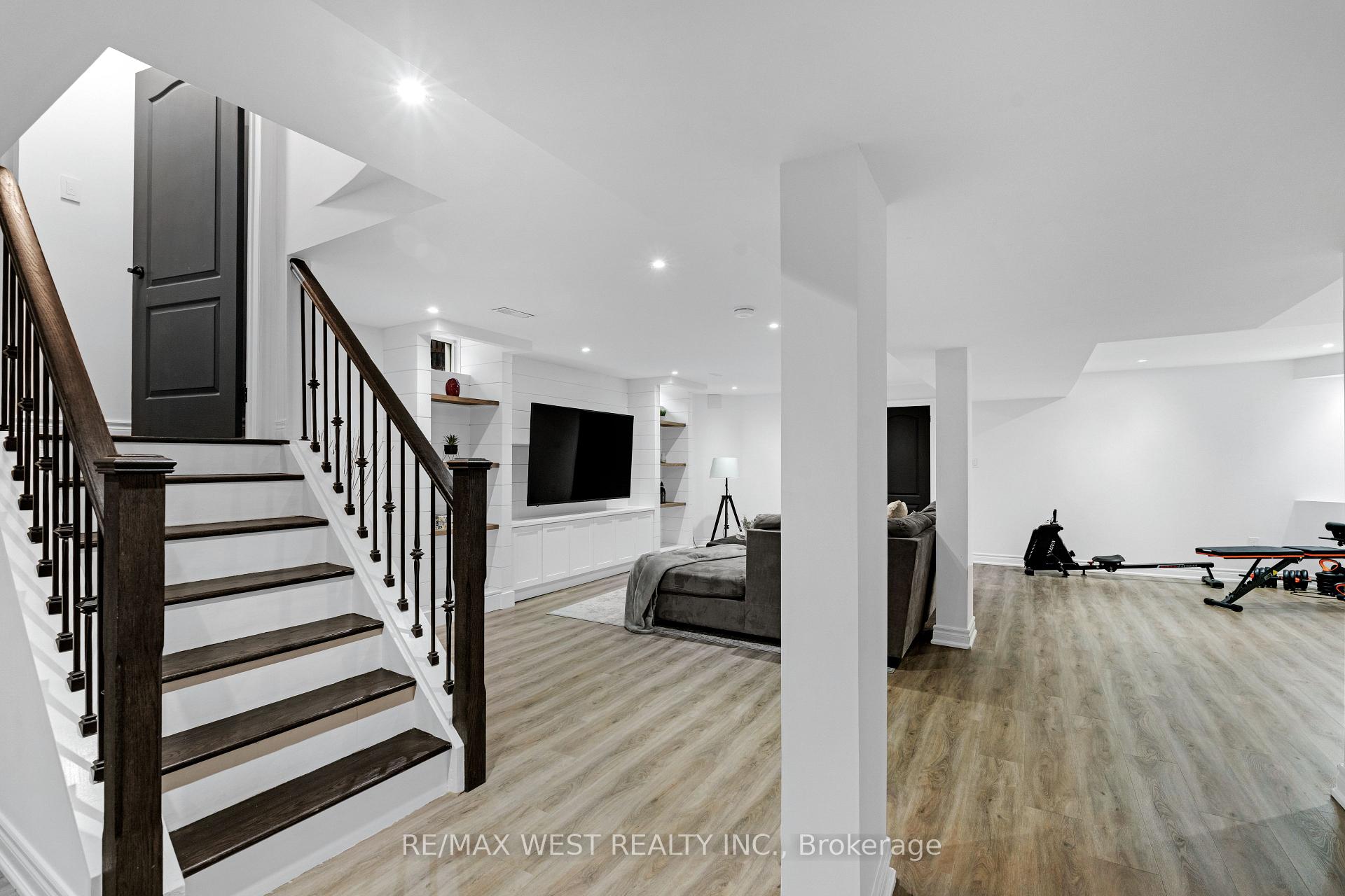 Photo 41 of 43 Wakely Boulevard, Caledon, Bolton West — HOMEH