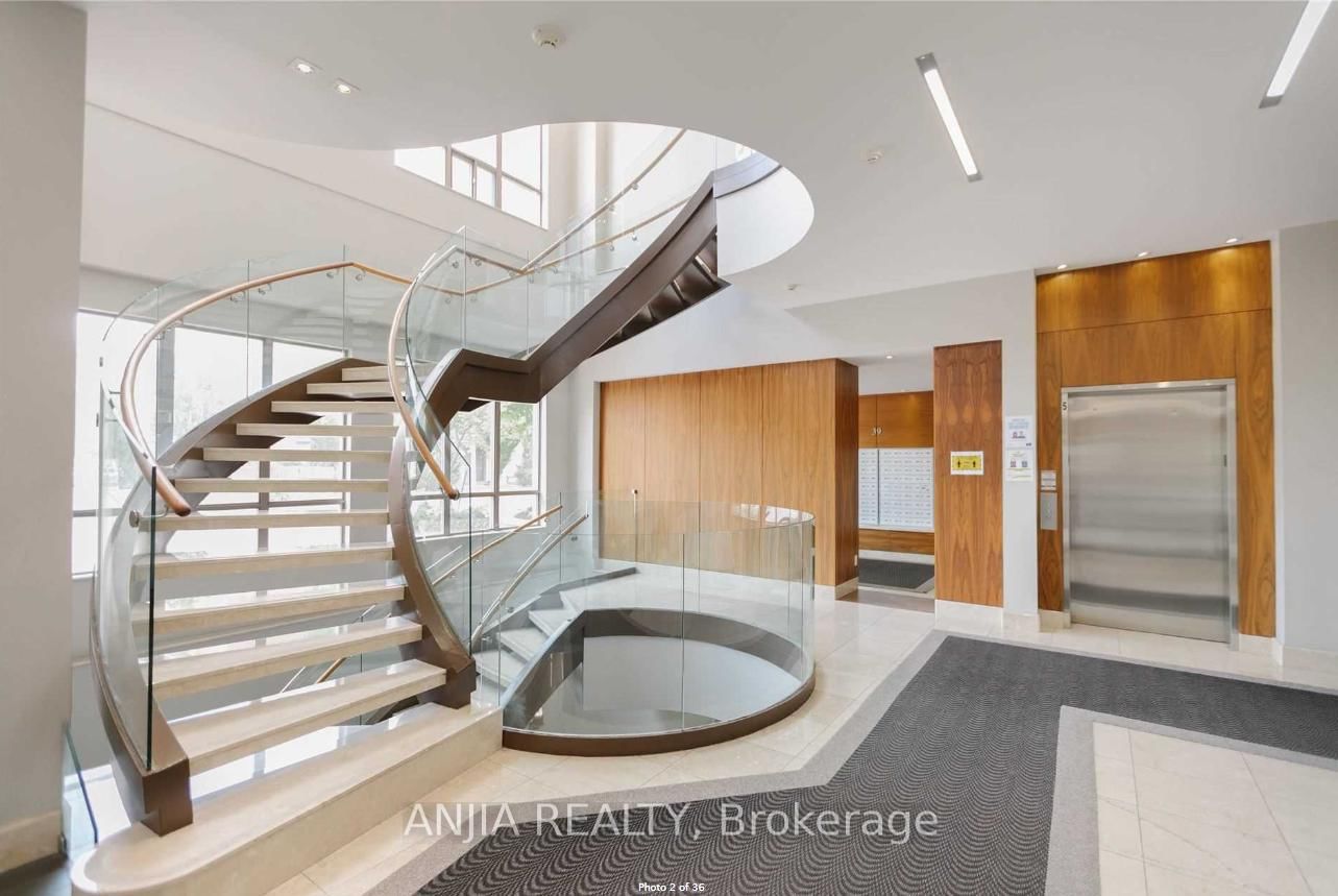 Photo 2 of Unit 219A, 39 Galleria Pkwy, Markham, Commerce Valley — HOMEH