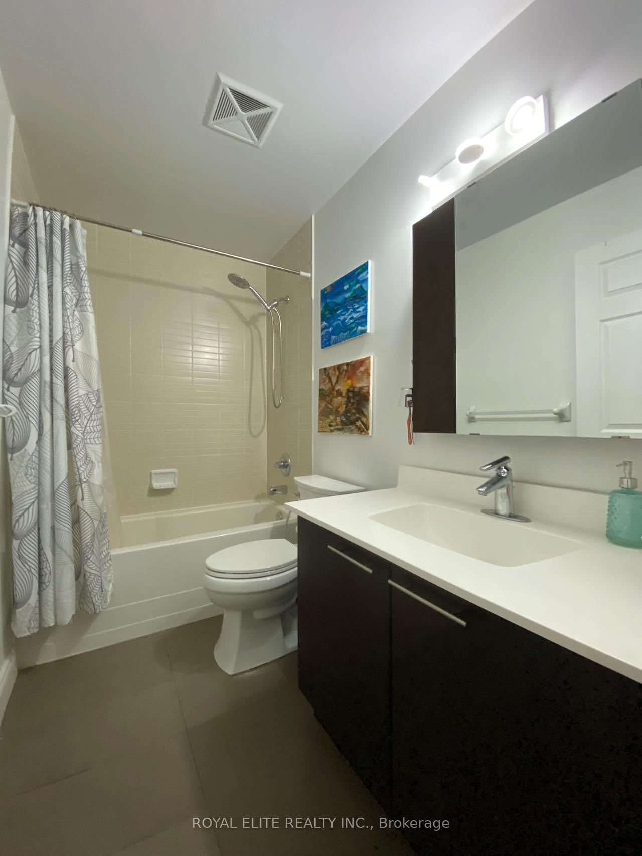 Photo 5 of Unit 102, 39 Galleria Pkwy, Markham, Commerce Valley — HOMEH