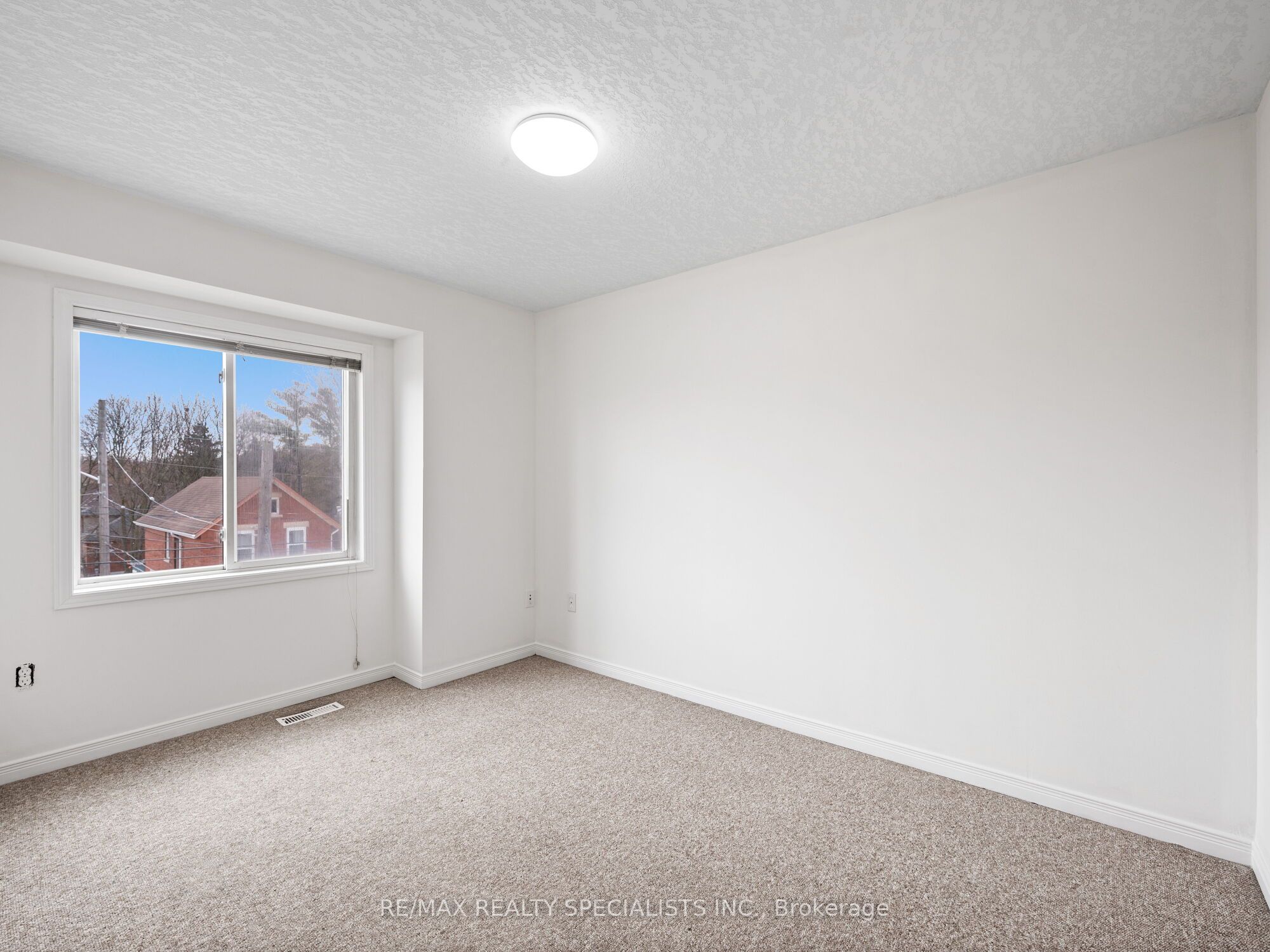 Photo 53 of Unit 1, 142 York Road, Guelph, St. Patrick's Ward — HOMEH