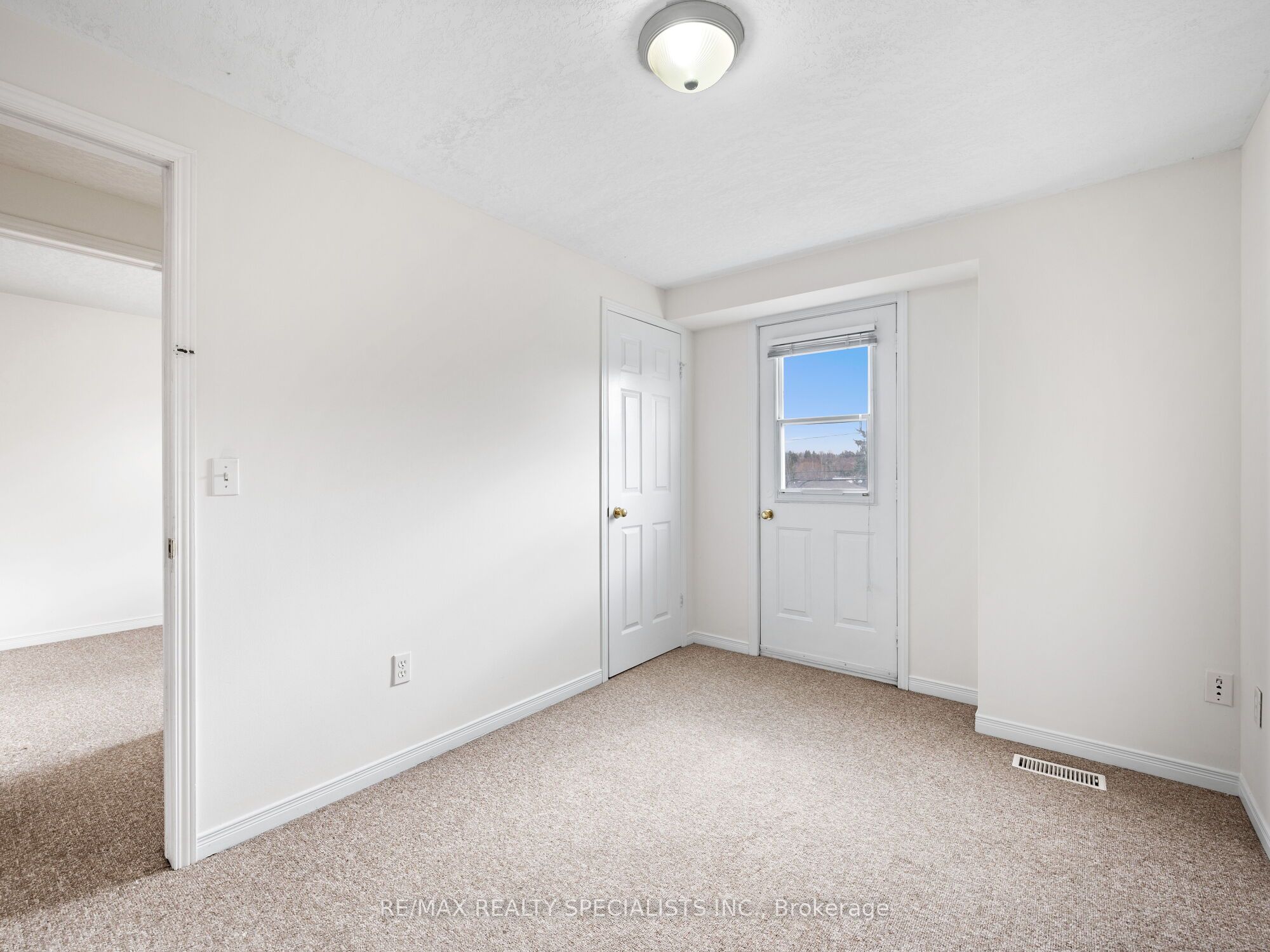 Photo 47 of Unit 1, 142 York Road, Guelph, St. Patrick's Ward — HOMEH