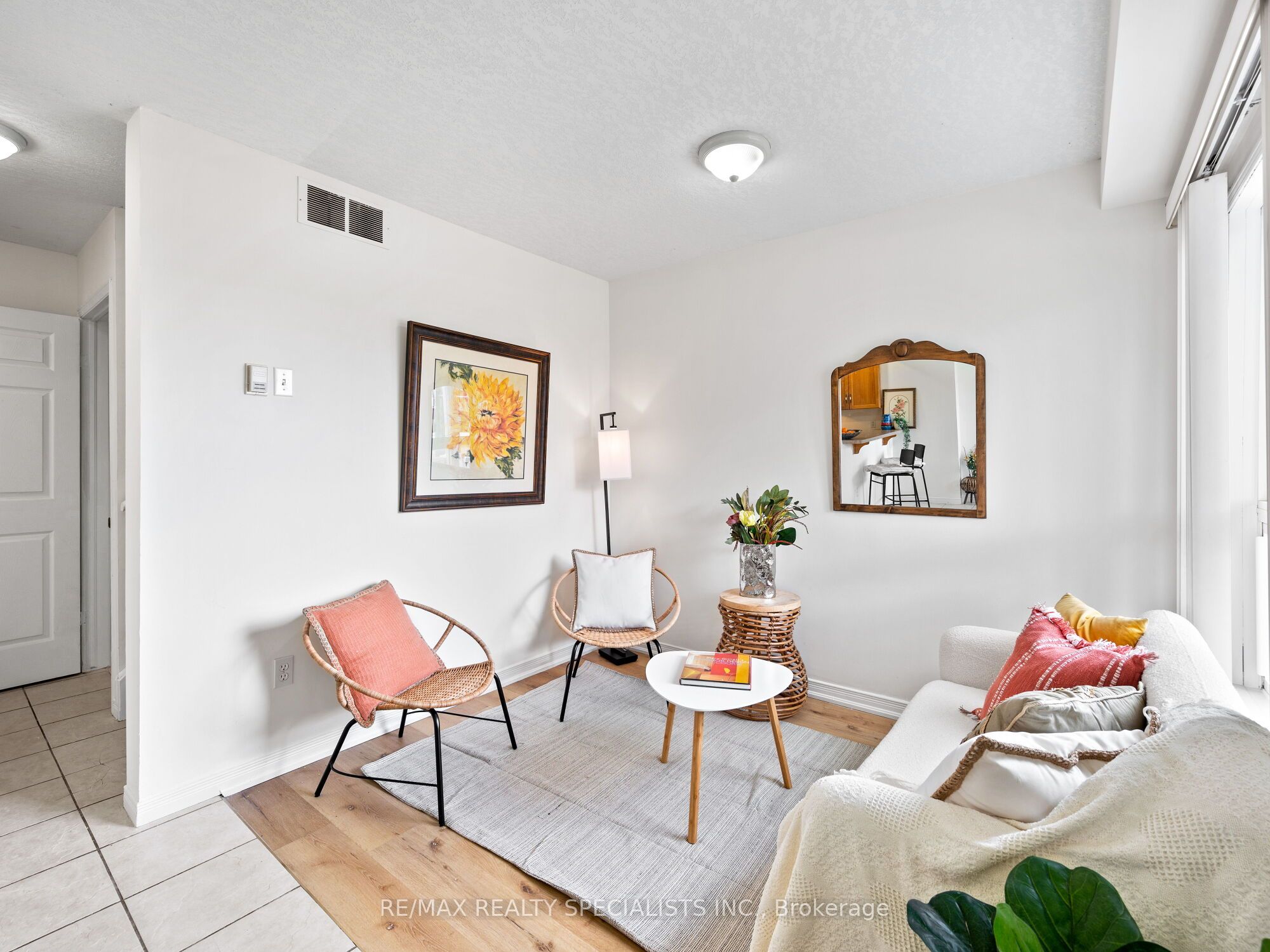 Photo 41 of Unit 1, 142 York Road, Guelph, St. Patrick's Ward — HOMEH