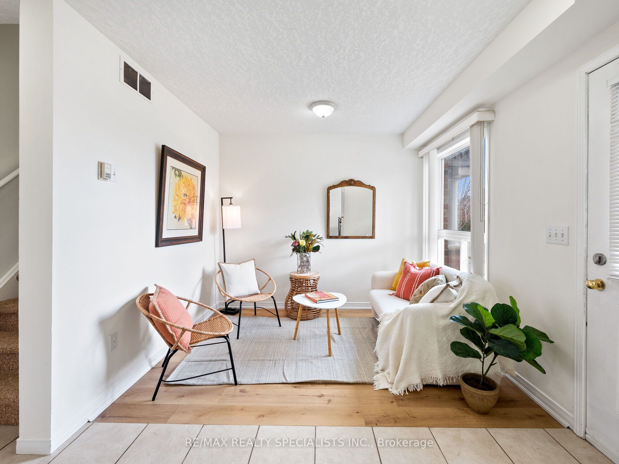 Photo 40 of Unit 1, 142 York Road, Guelph, St. Patrick's Ward — HOMEH