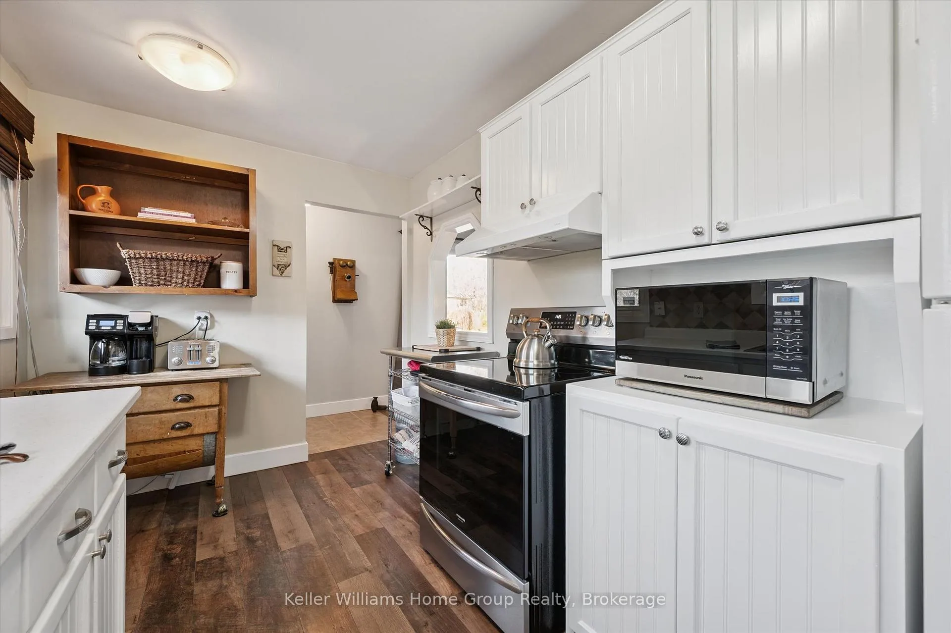 Photo 11 of 1 Islington Avenue, Guelph, Victoria North — HOMEH