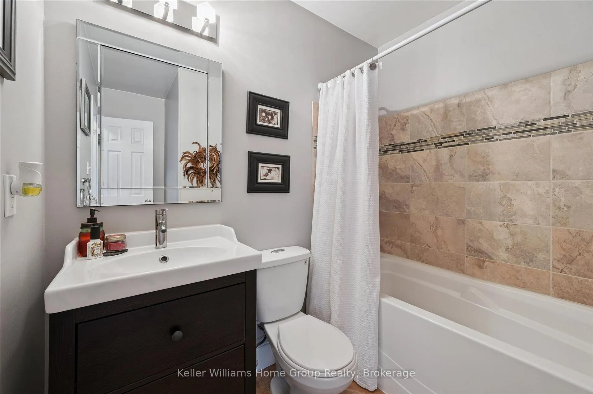 Photo 17 of 1 Islington Avenue, Guelph, Victoria North — HOMEH