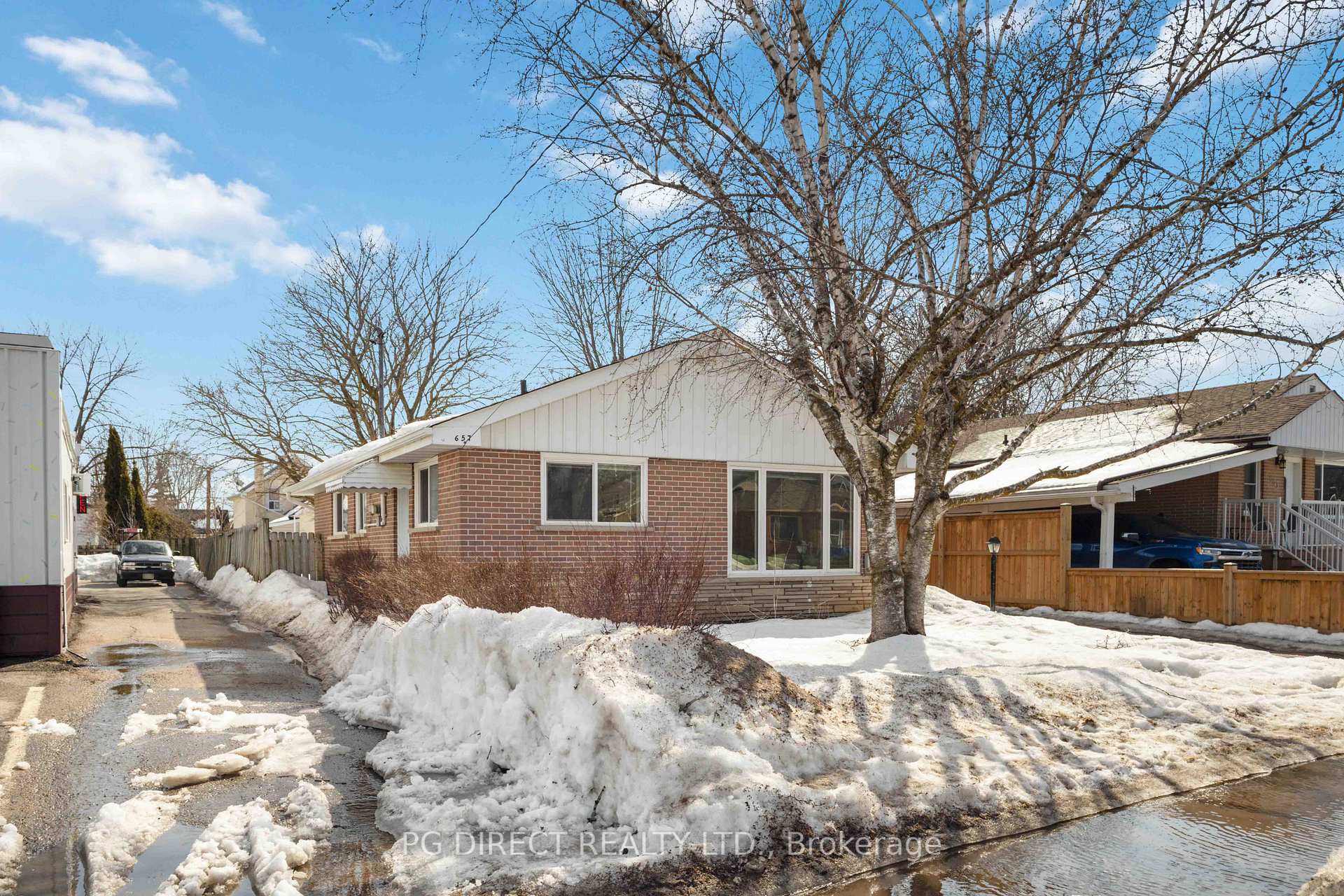 Photo 19 of 657 Chamberlain Street, Peterborough, Otonabee Ward 1 — HOMEH