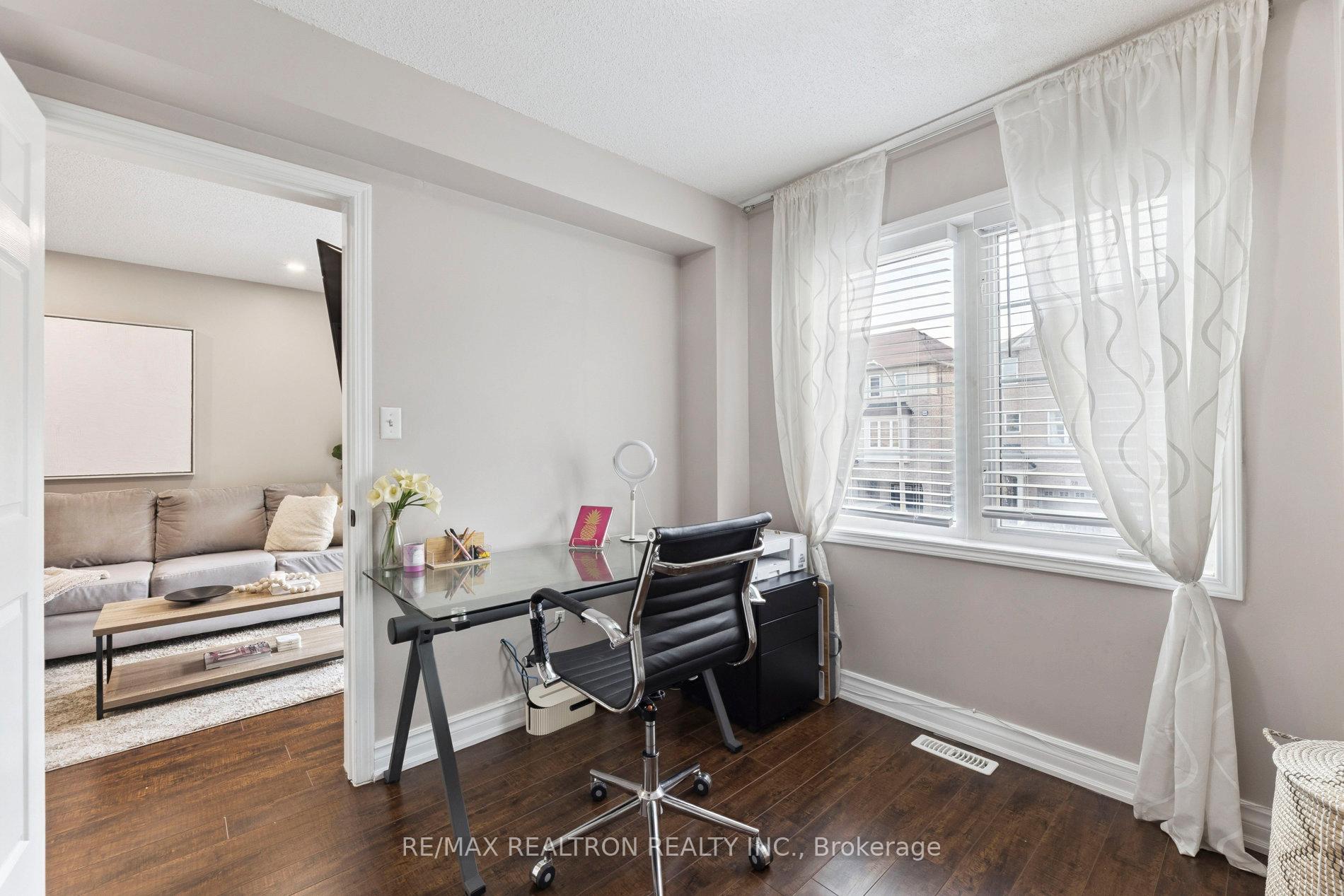 Photo 24 of 27 Webbford Street, Ajax, South West — HOMEH