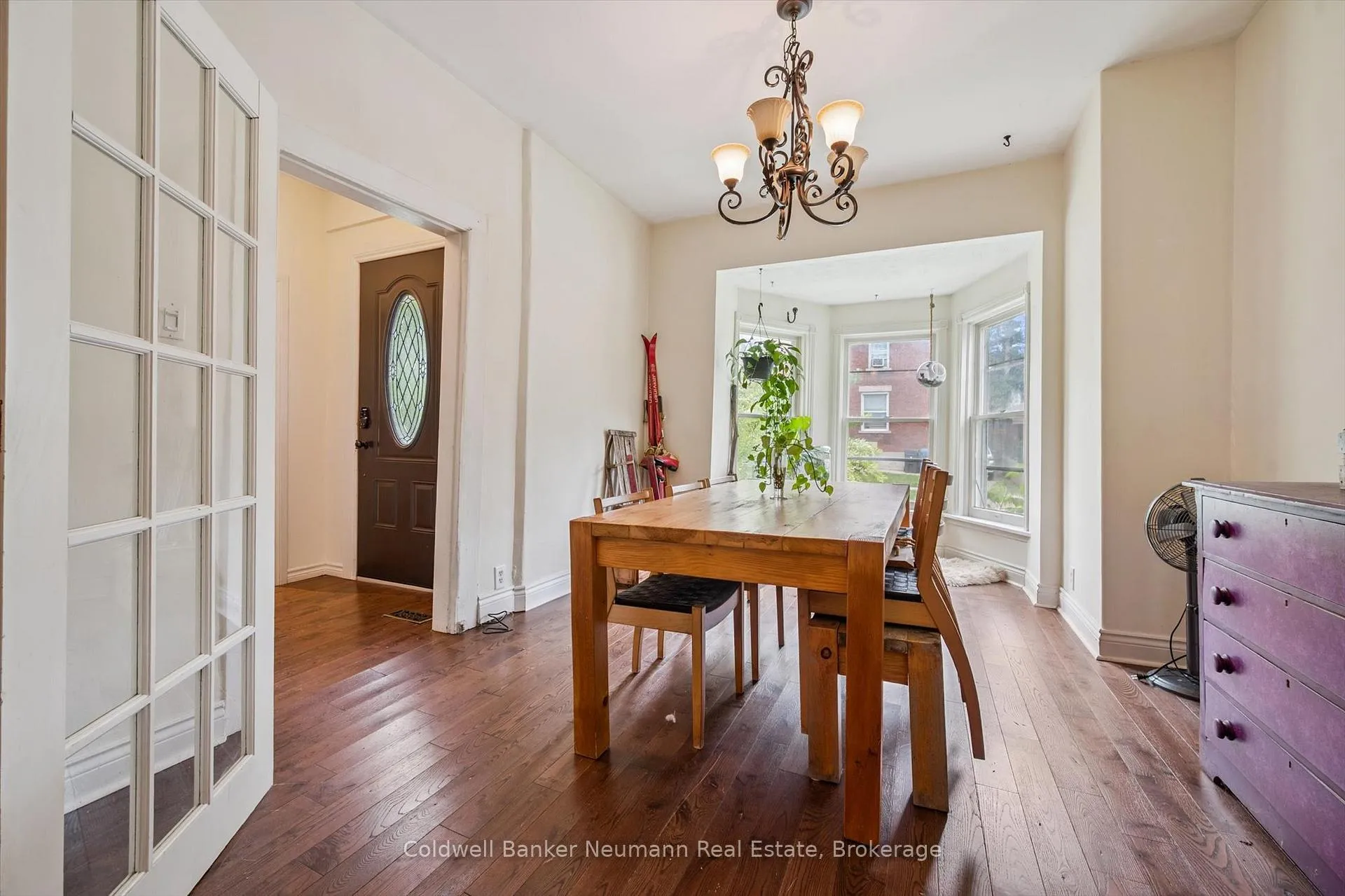 Photo 6 of 49 Dublin Street S, Guelph, Downtown — HOMEH
