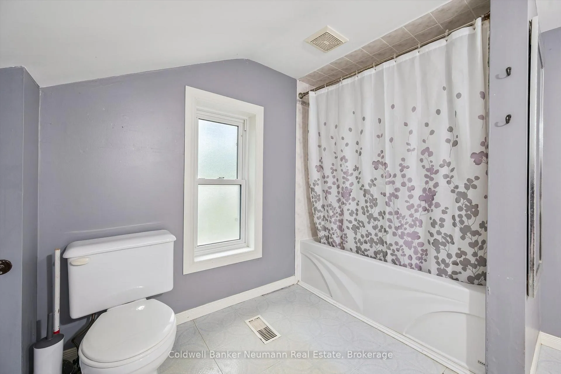 Photo 16 of 49 Dublin Street S, Guelph, Downtown — HOMEH