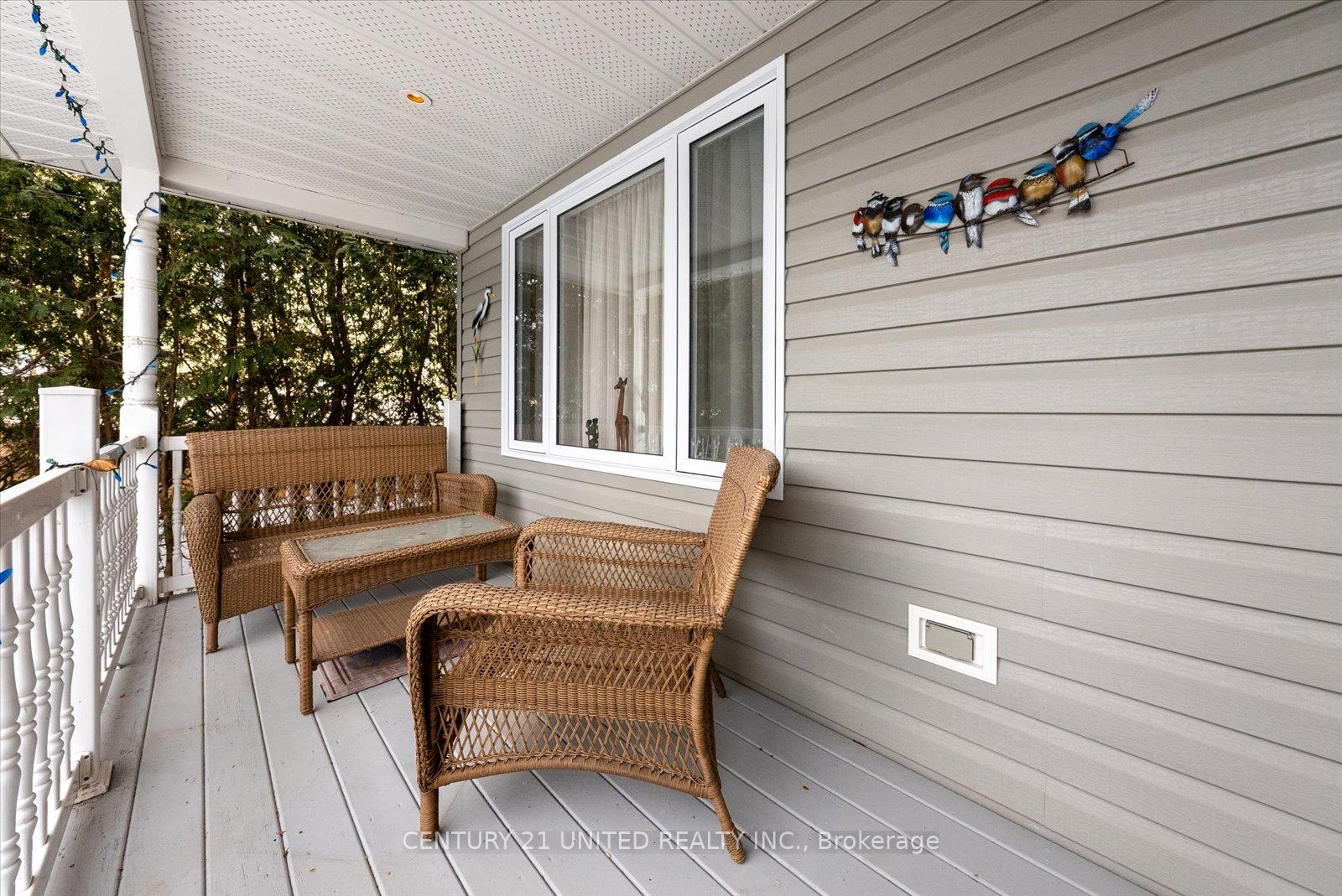 Photo 4 of 741 Bethune Street, Peterborough, Northcrest Ward 5 — HOMEH
