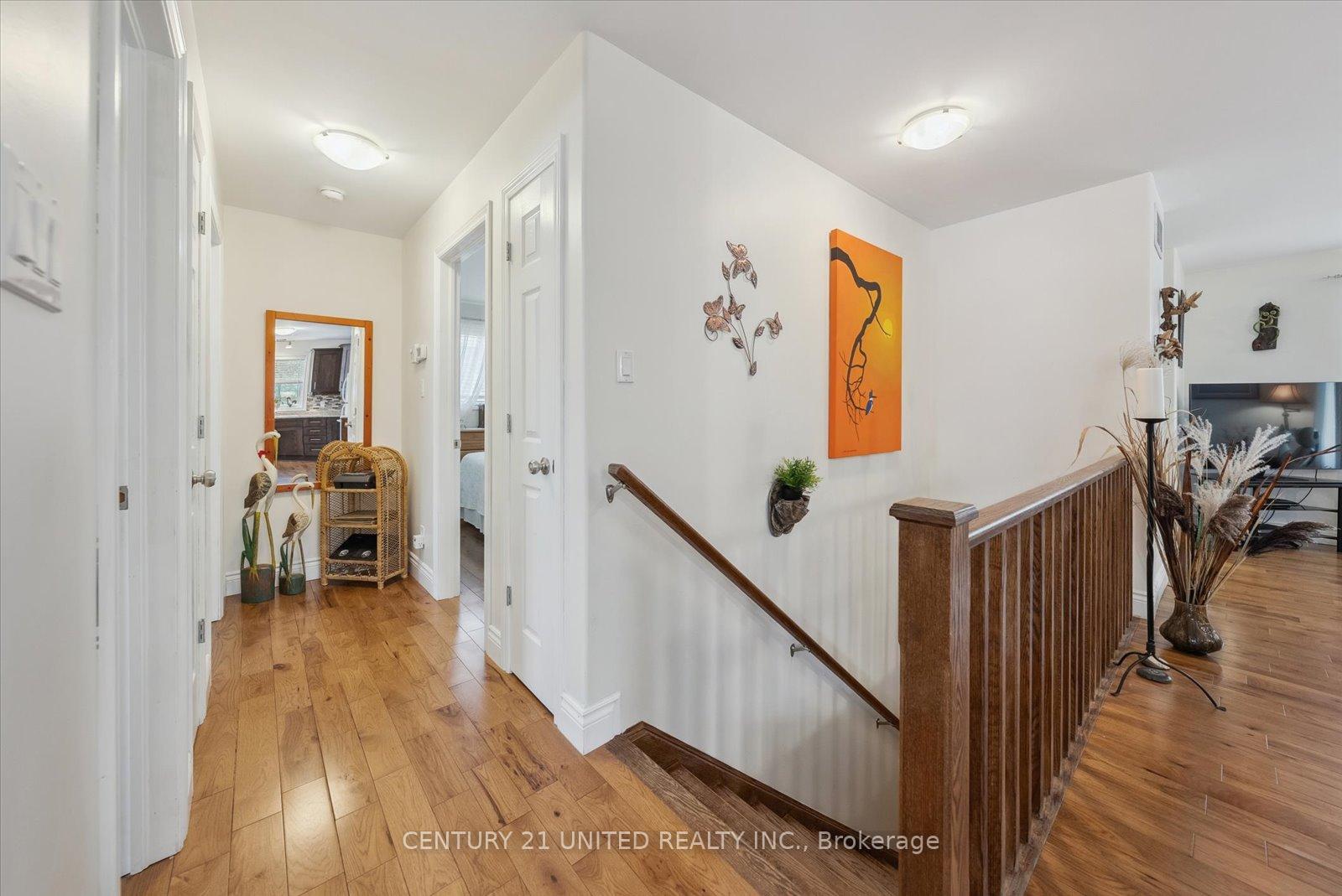 Photo 23 of 741 Bethune Street, Peterborough, Northcrest Ward 5 — HOMEH