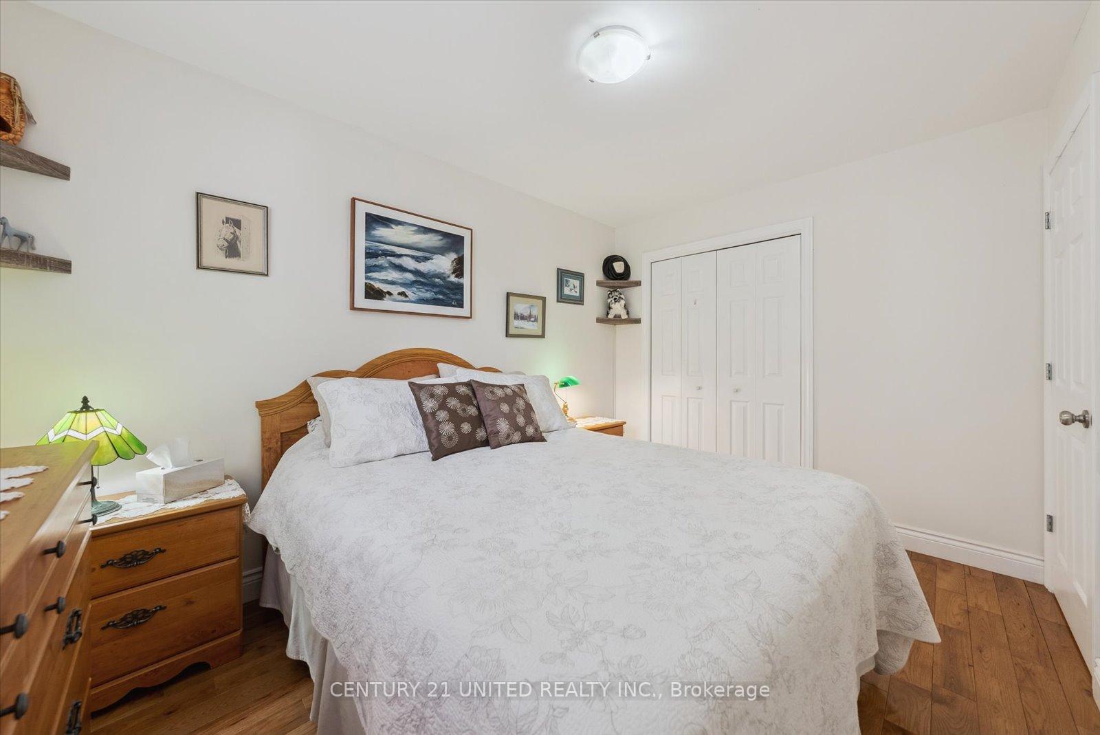 Photo 31 of 741 Bethune Street, Peterborough, Northcrest Ward 5 — HOMEH