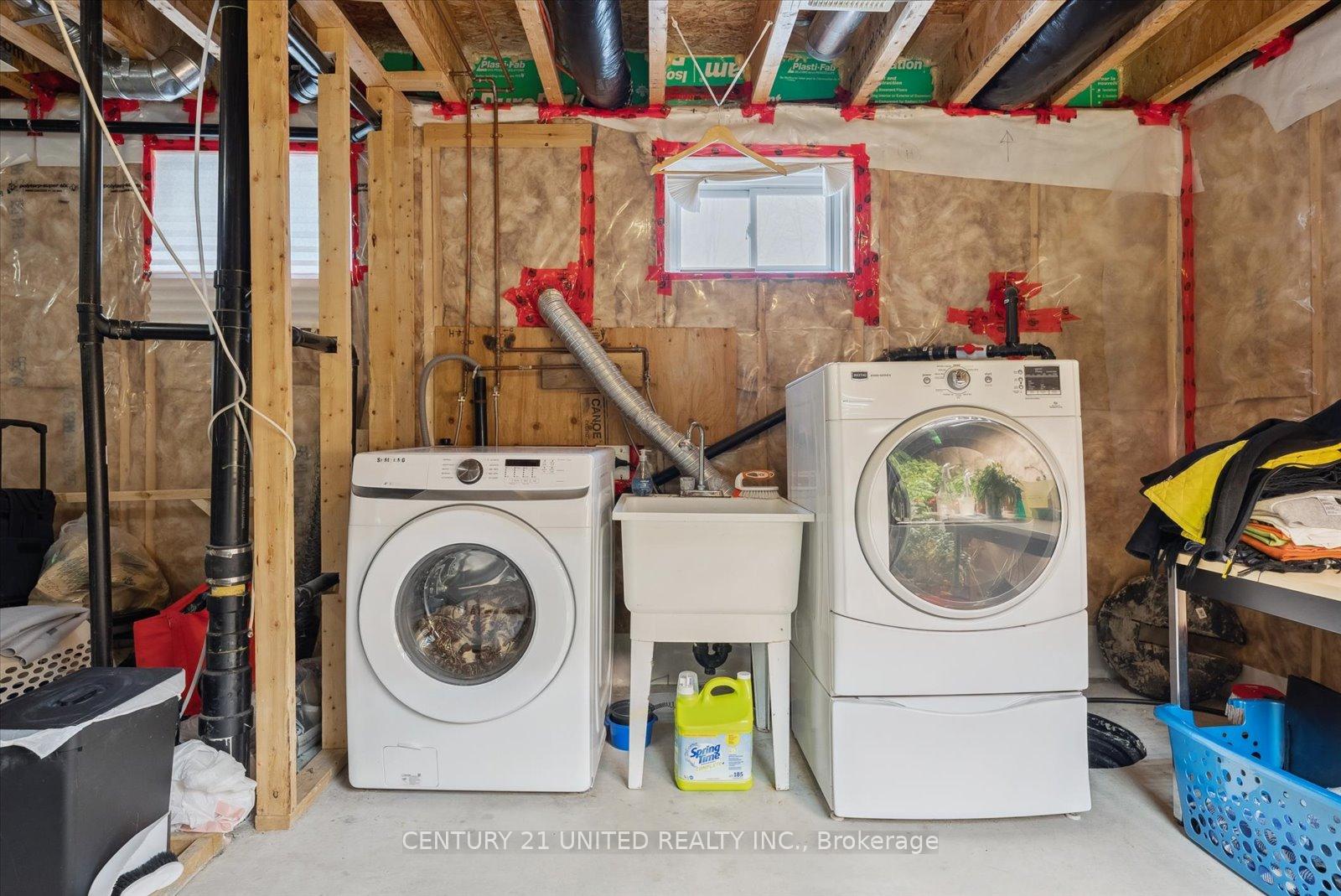Photo 33 of 741 Bethune Street, Peterborough, Northcrest Ward 5 — HOMEH