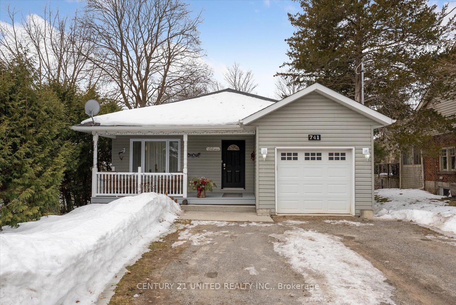 Photo 40 of 741 Bethune Street, Peterborough, Northcrest Ward 5 — HOMEH