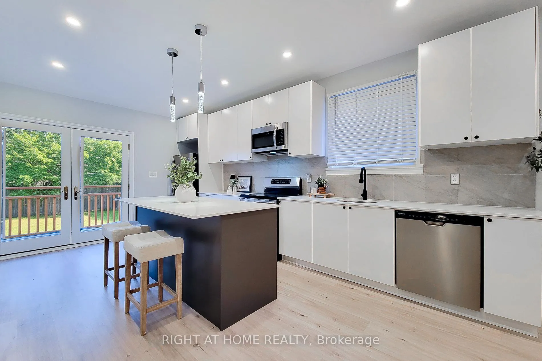 Photo 15 of 24 Albemarle Street, Hamilton, Industrial Sector — HOMEH