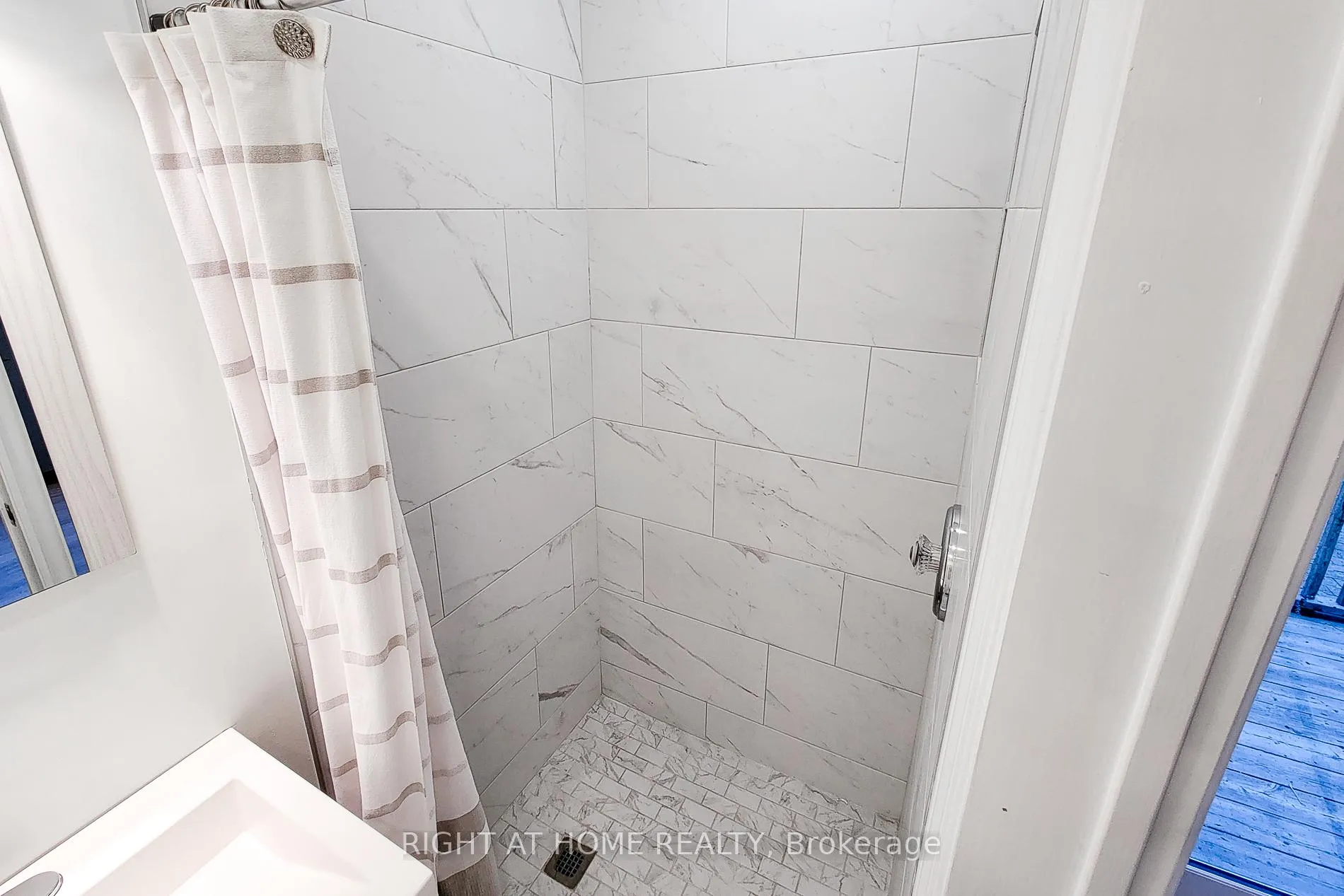 Photo 25 of 24 Albemarle Street, Hamilton, Industrial Sector — HOMEH